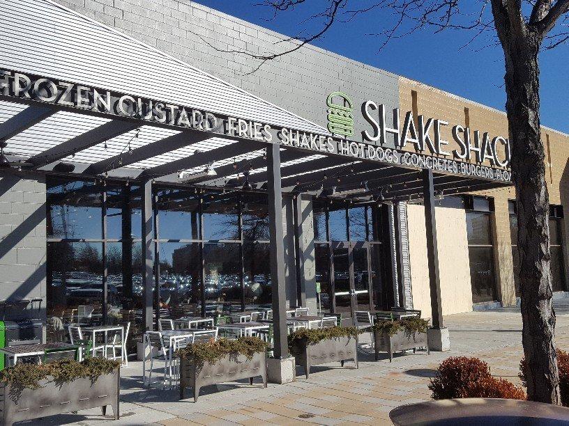 Shake Shack Mall in Columbia