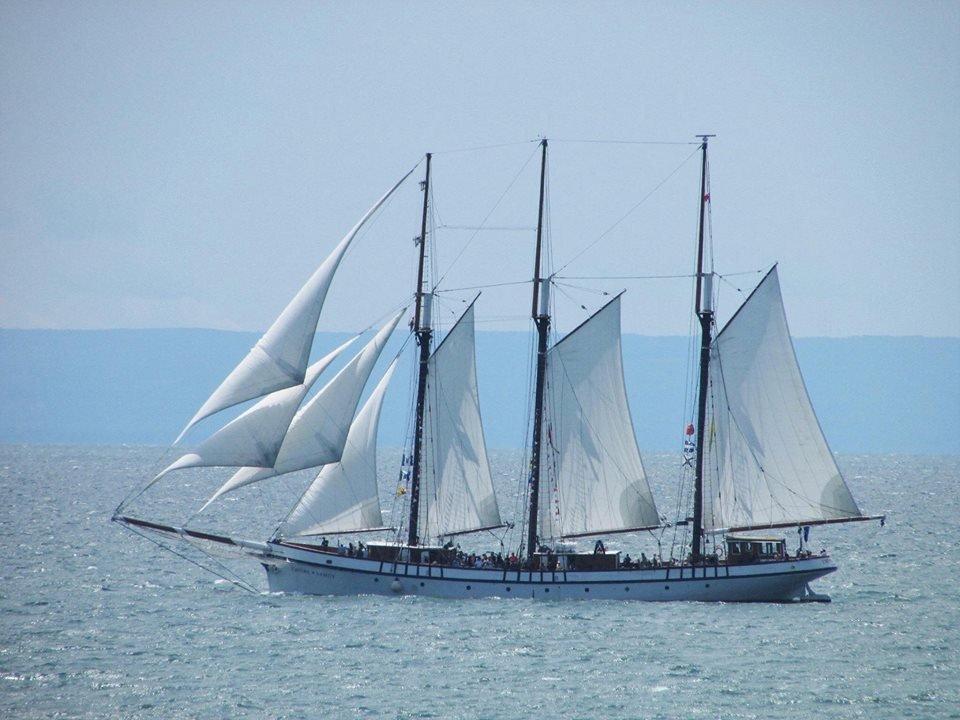 Tall Ship Boat Cruise - Empire Sandy