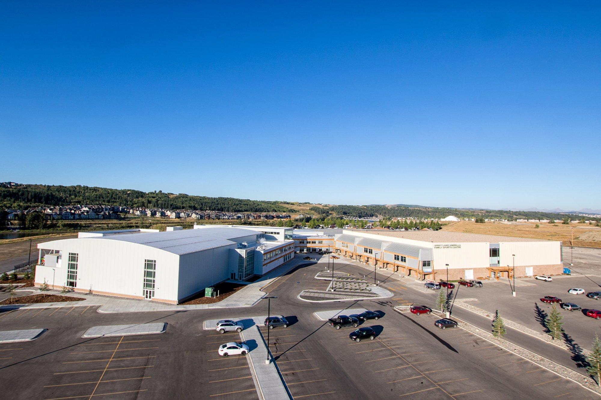 Spray Lake Sawmills Family Sports Centre