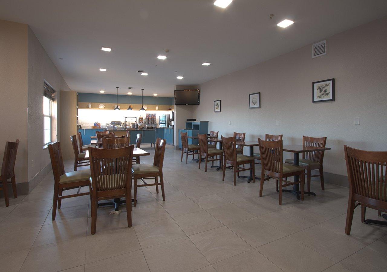 Country Inn & Suites By Radisson, Moline Airport, Il