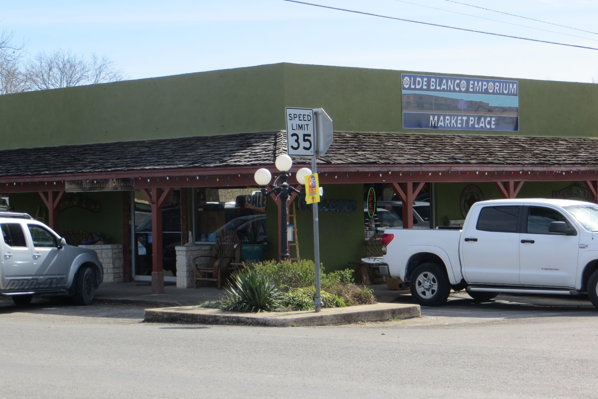 Olde Blanco Emporium and Marketplace