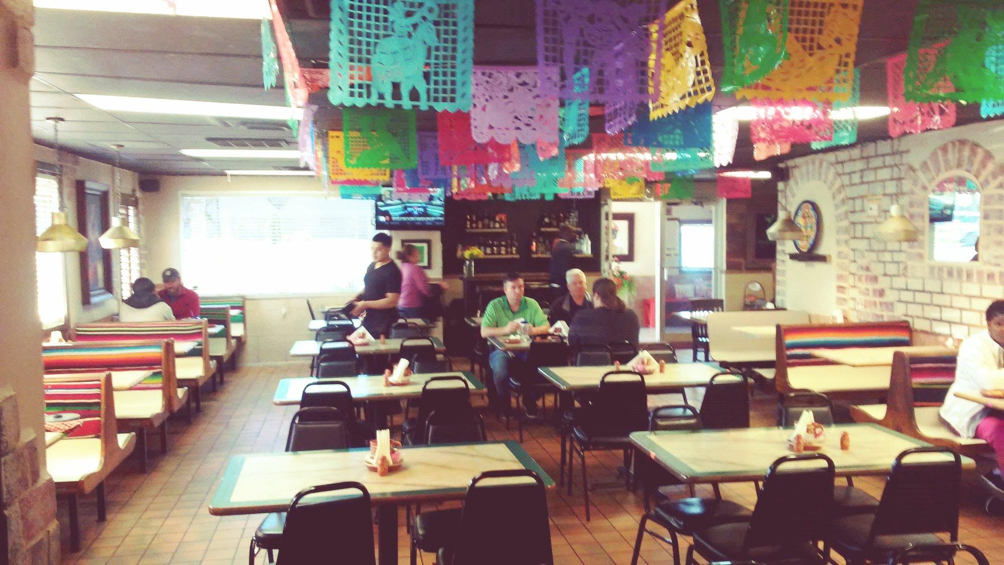 Azteca Mexican Grill