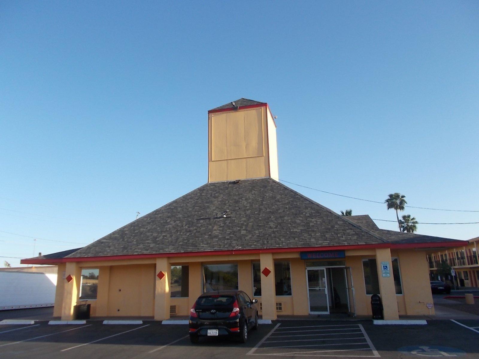 Econo Lodge Phoenix North I-17