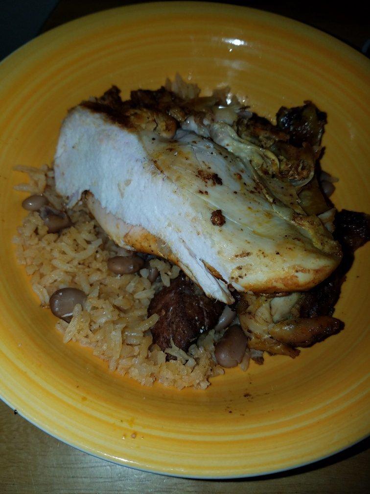 El Pollo Rico VI