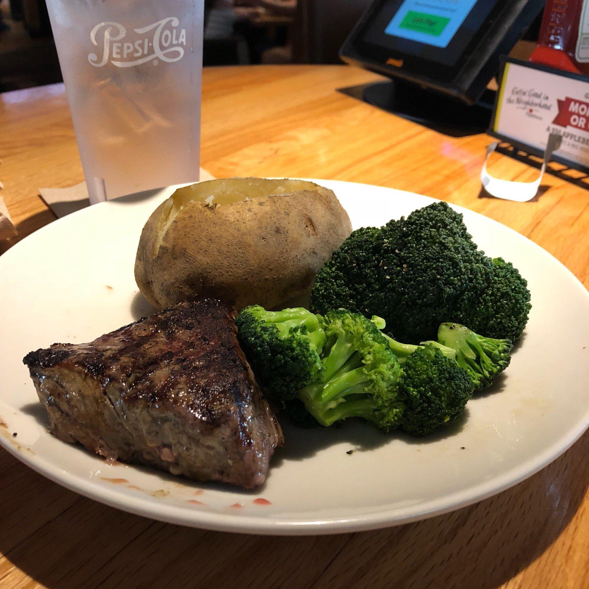 Applebee's Grill + Bar