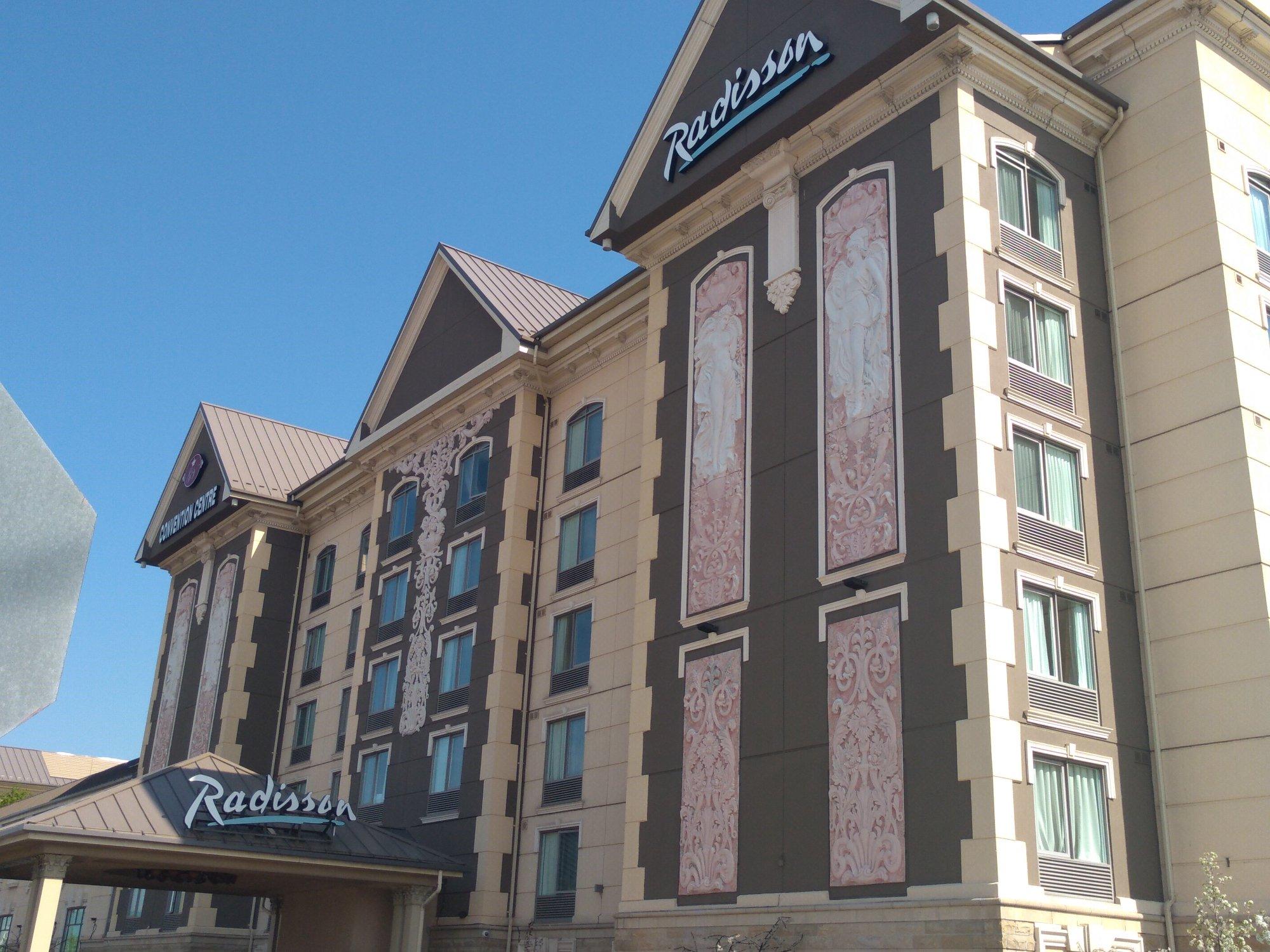 Radisson Toronto Airport West