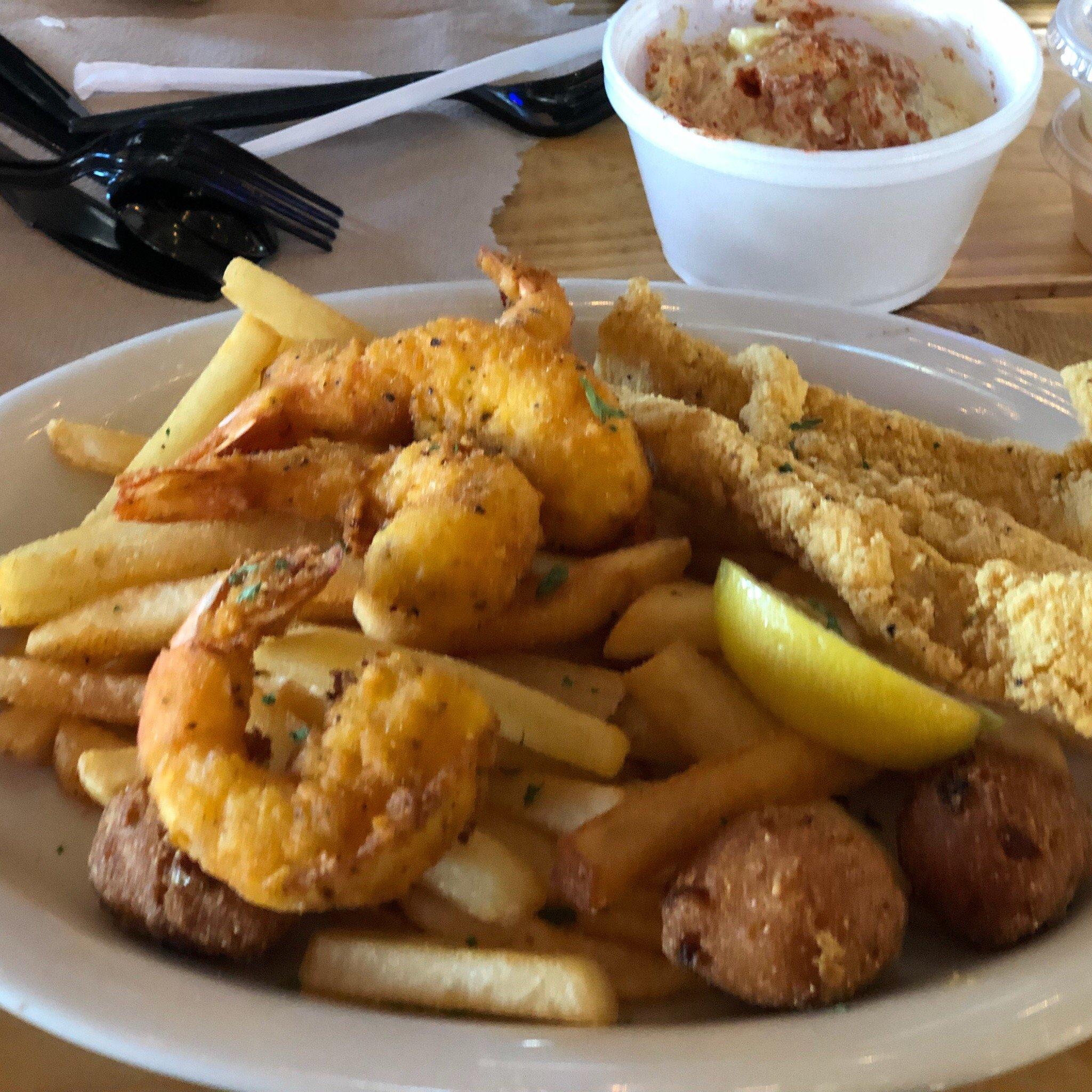 Honore's Cajun Cafe