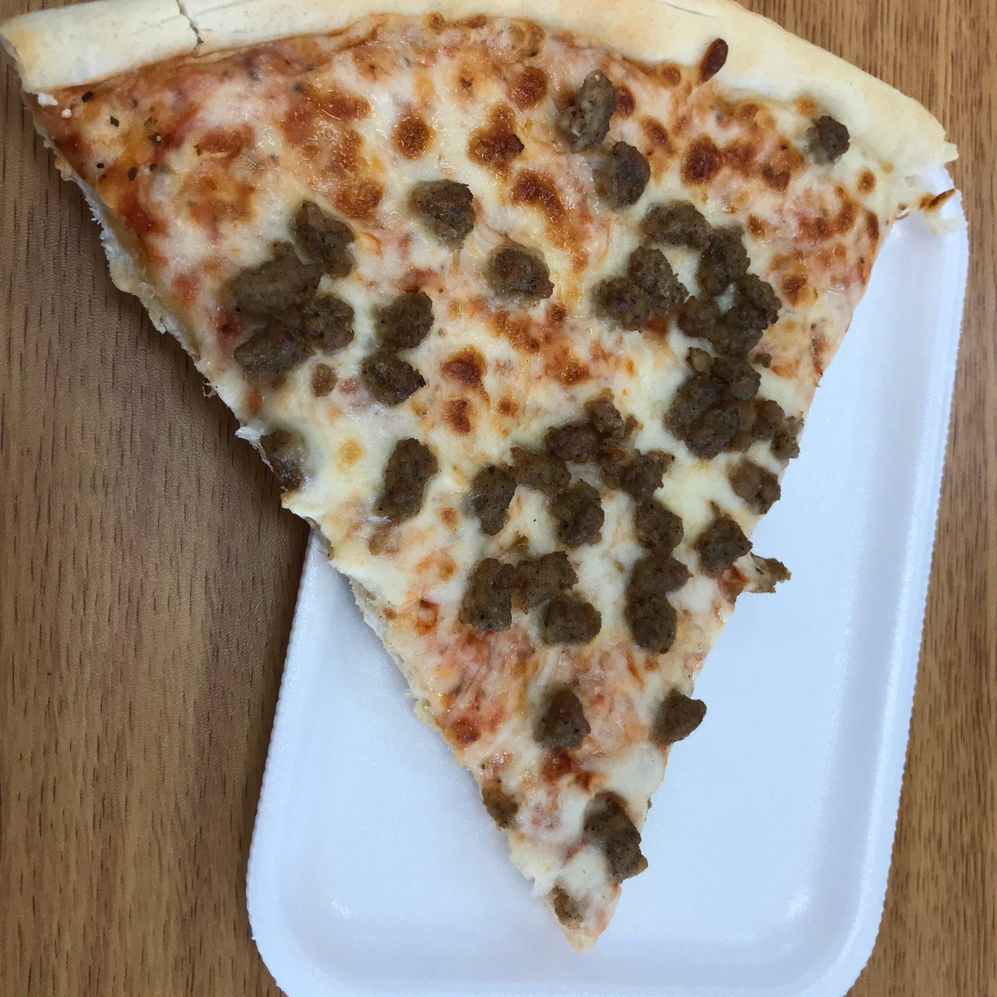 Geno's Pizza