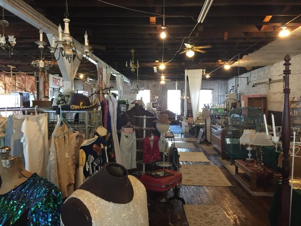 Uncle Sam's Antiques & Collectibles