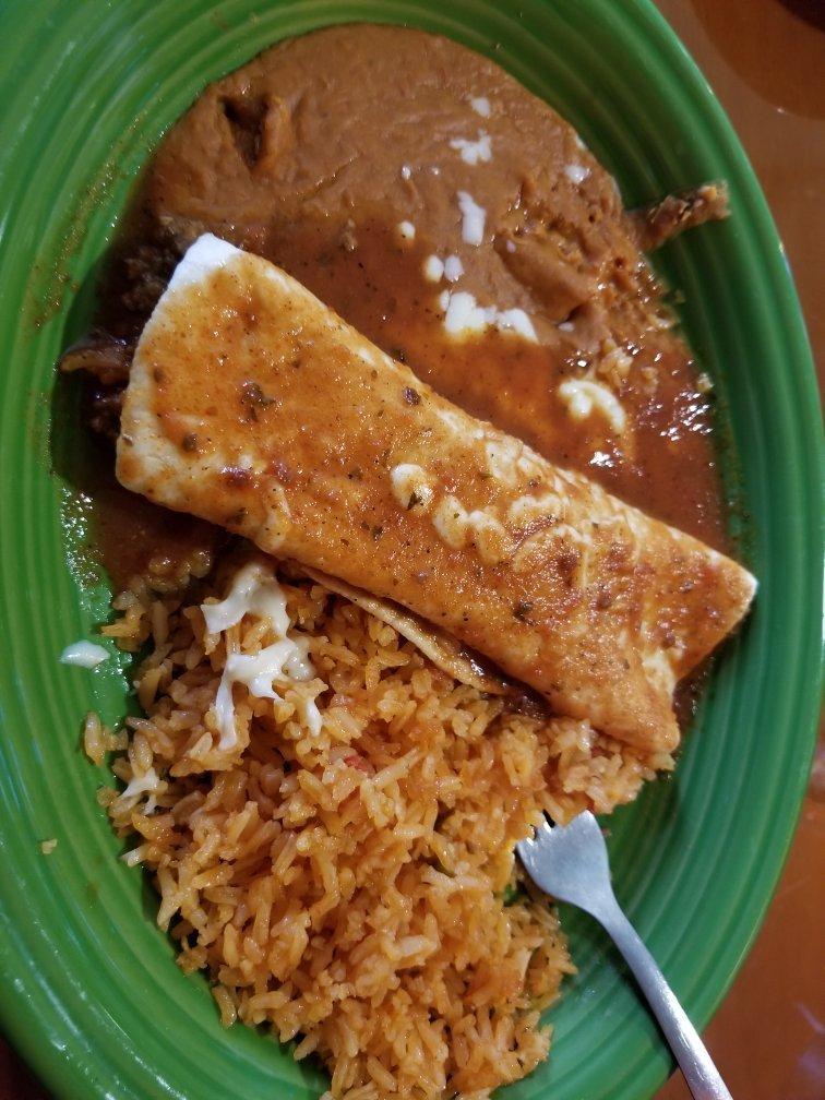 Los Gallos Mexican Grill