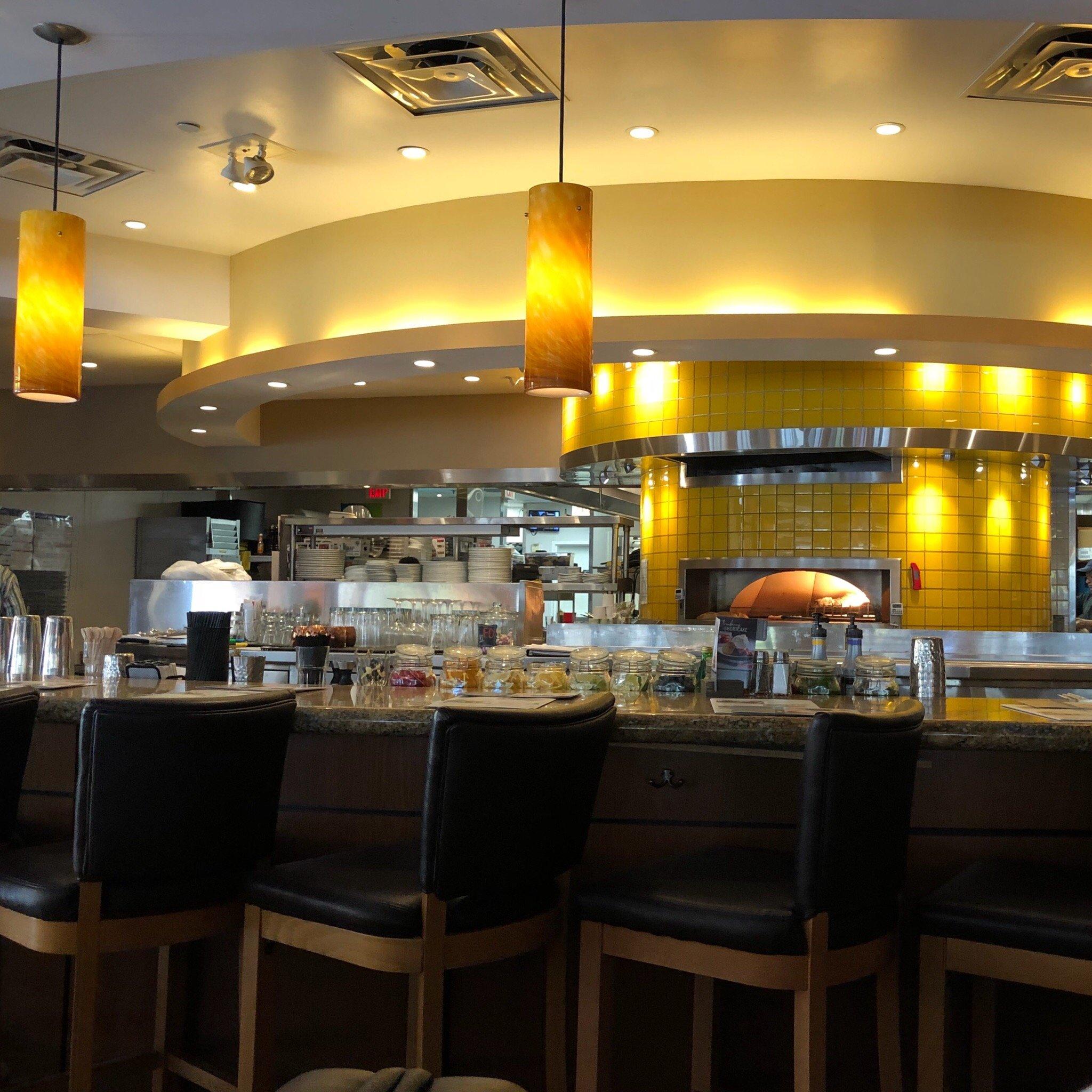 California Pizza Kitchen Bayshore Town Center