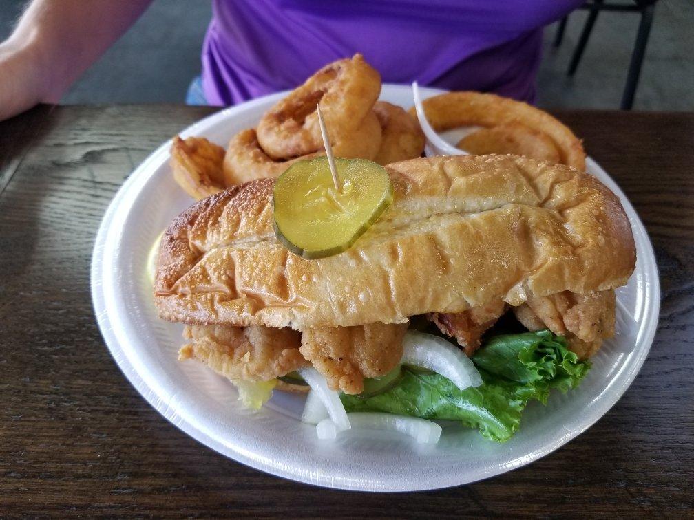 Bayseas Catfish House