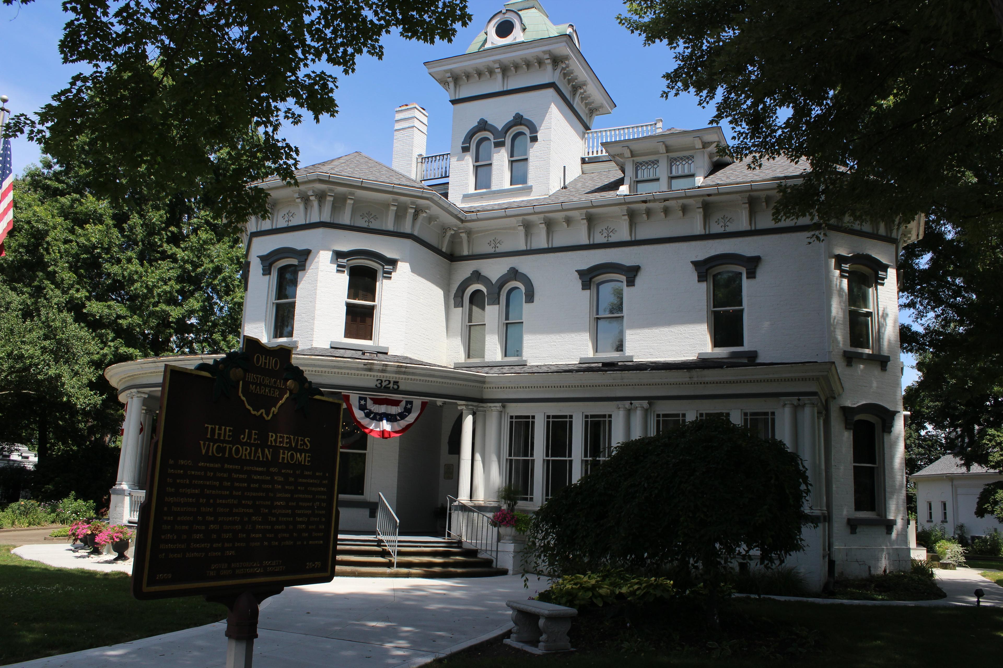 J. E. Reeves Victorian Home & Carriage House Museum