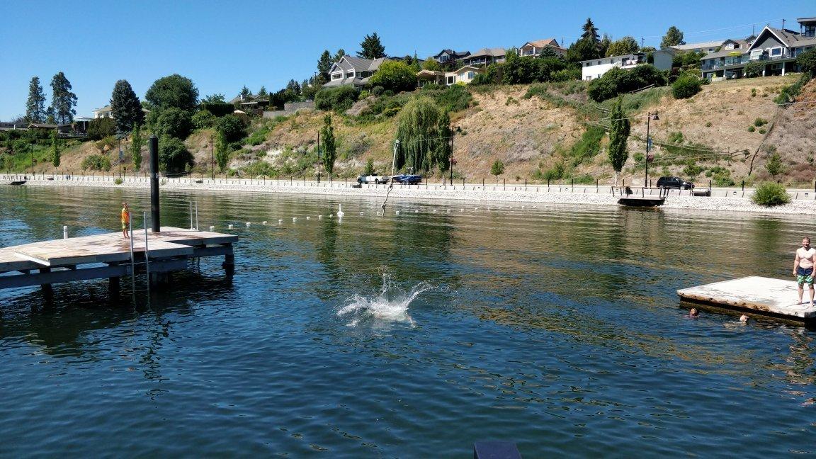 Gellatly Bay Aquatic Park