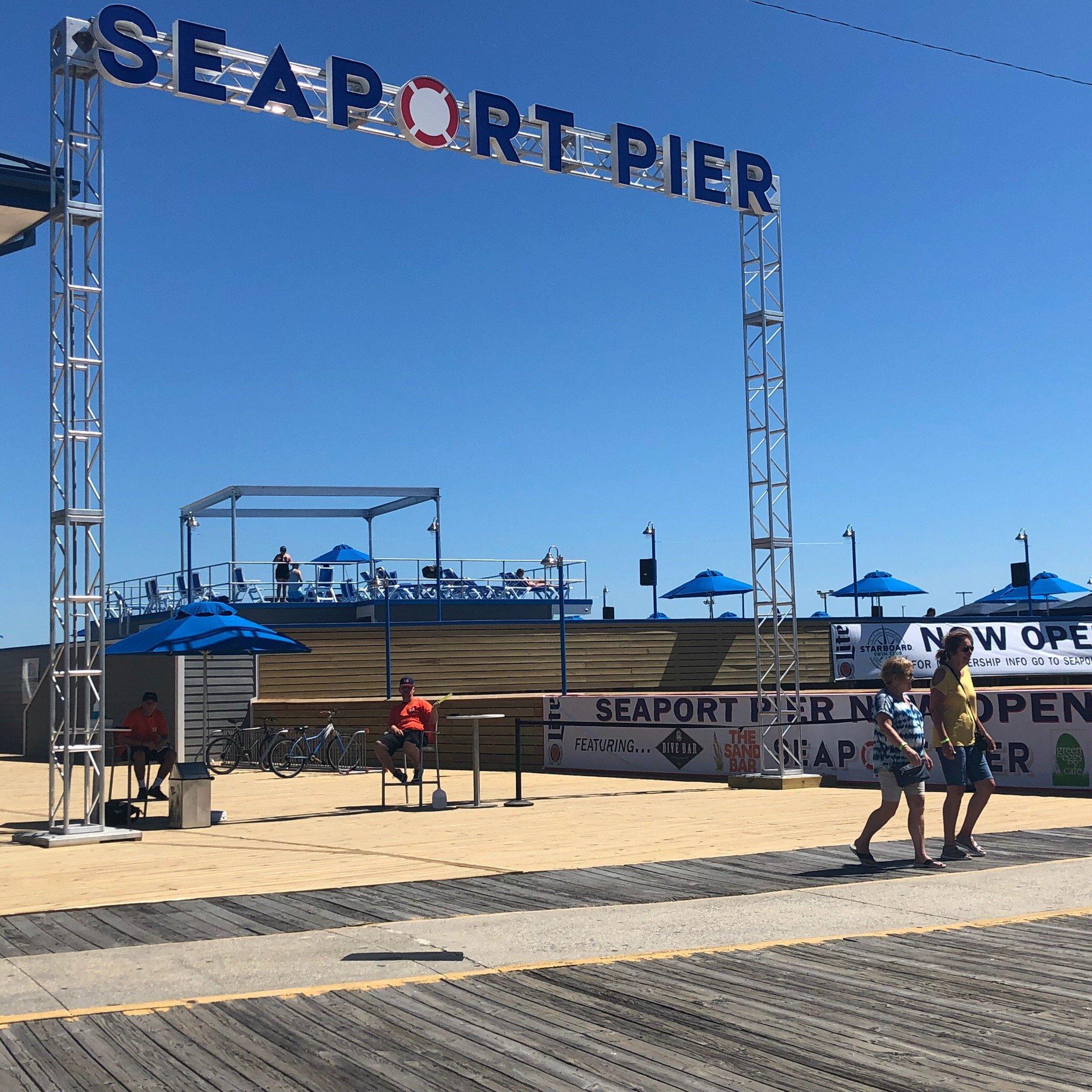 Seaport pier