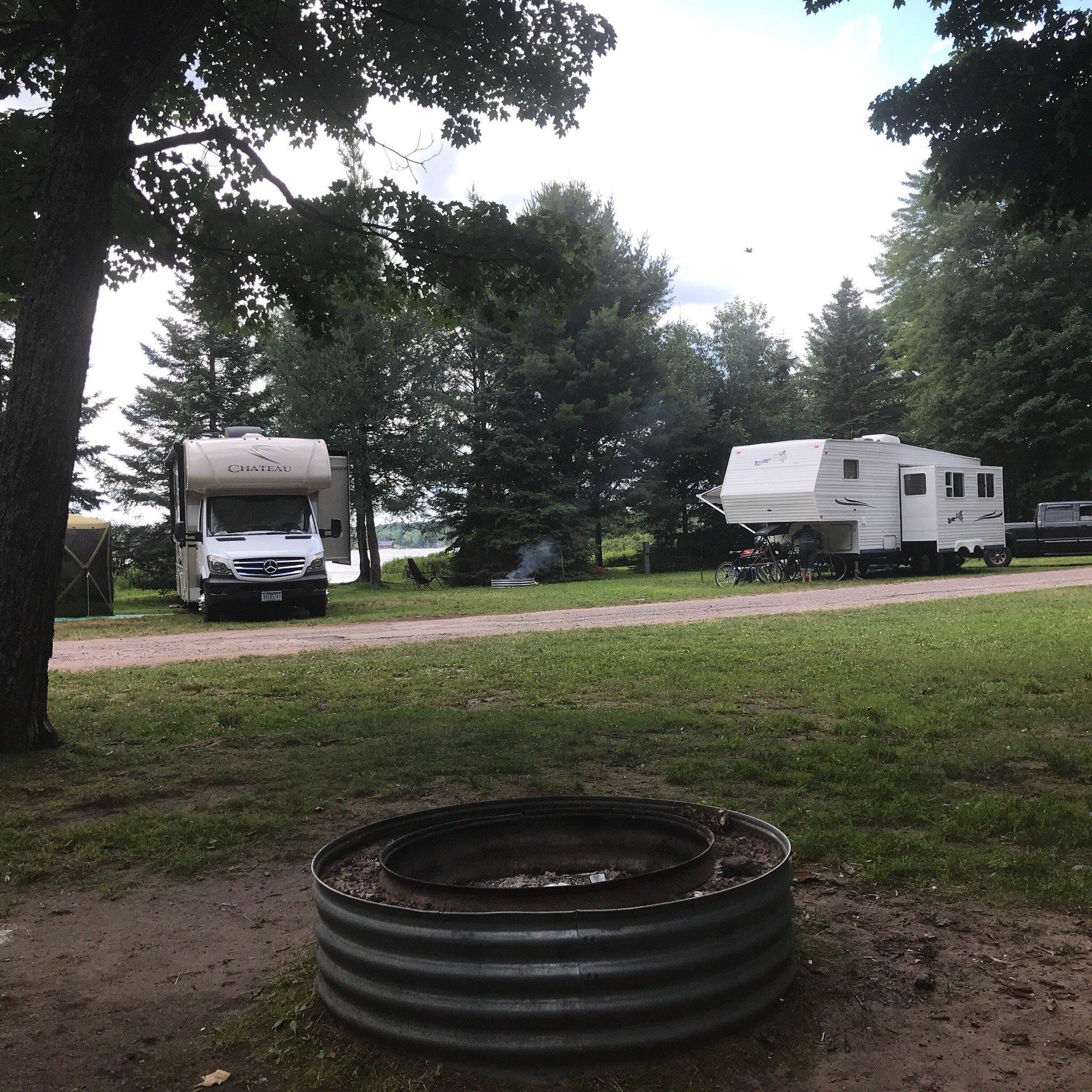 Twin Lakes State Park