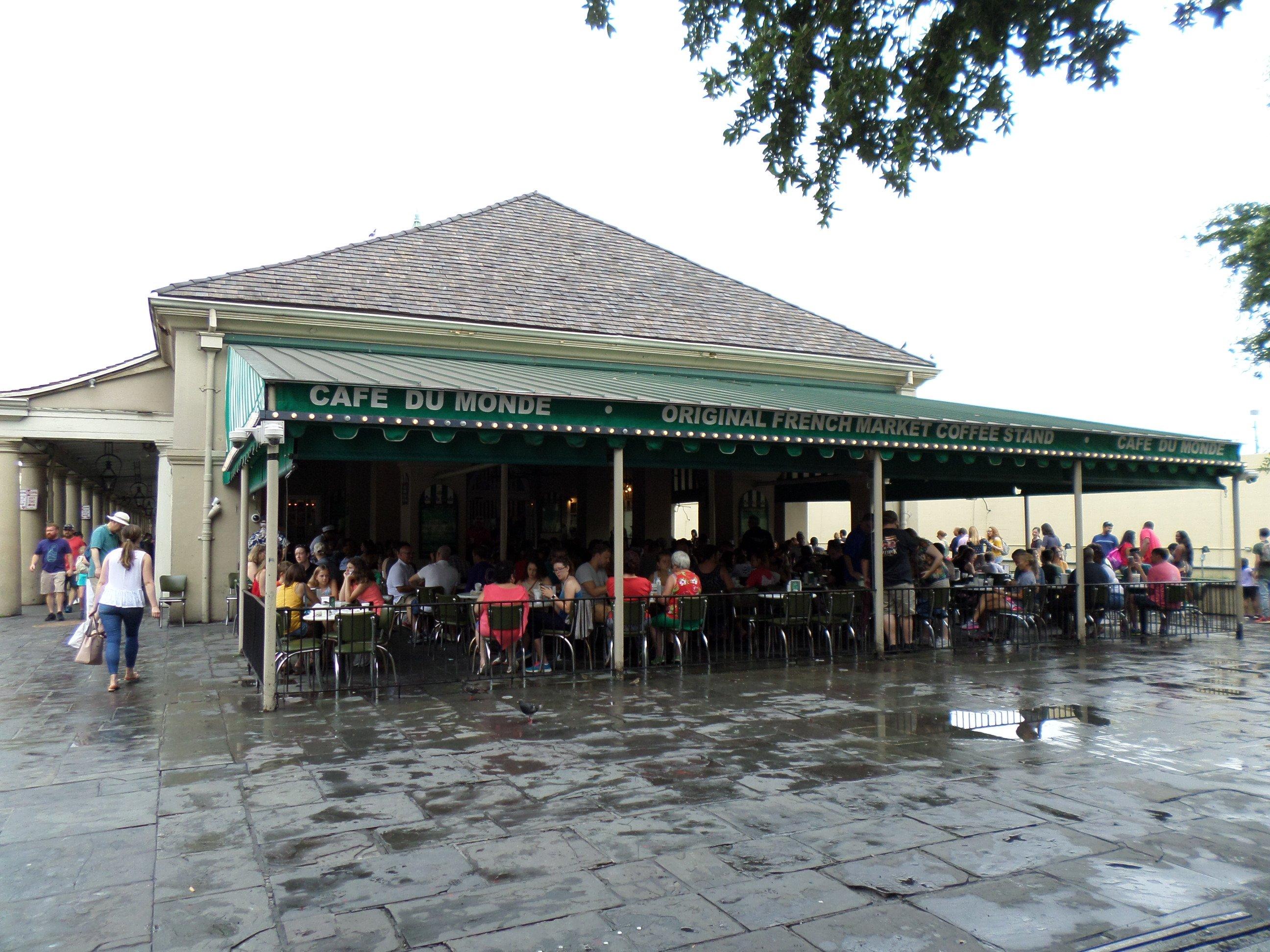 Cafe Du Monde Coffee Stand