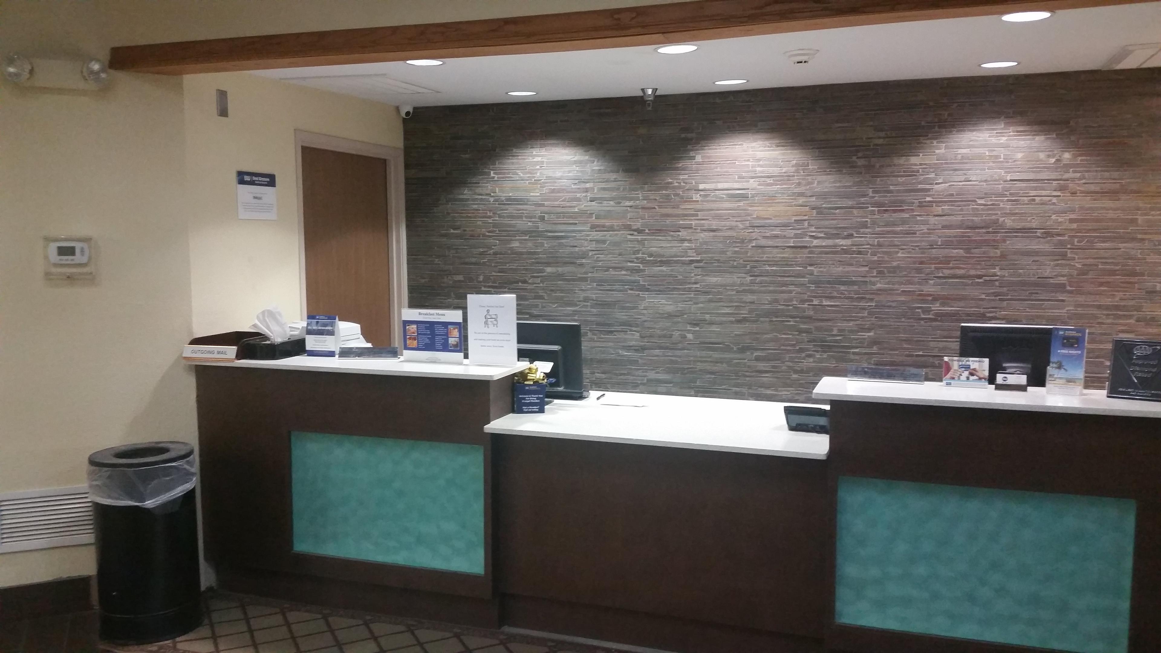 Quality Inn & Suites Lawrence-University Area