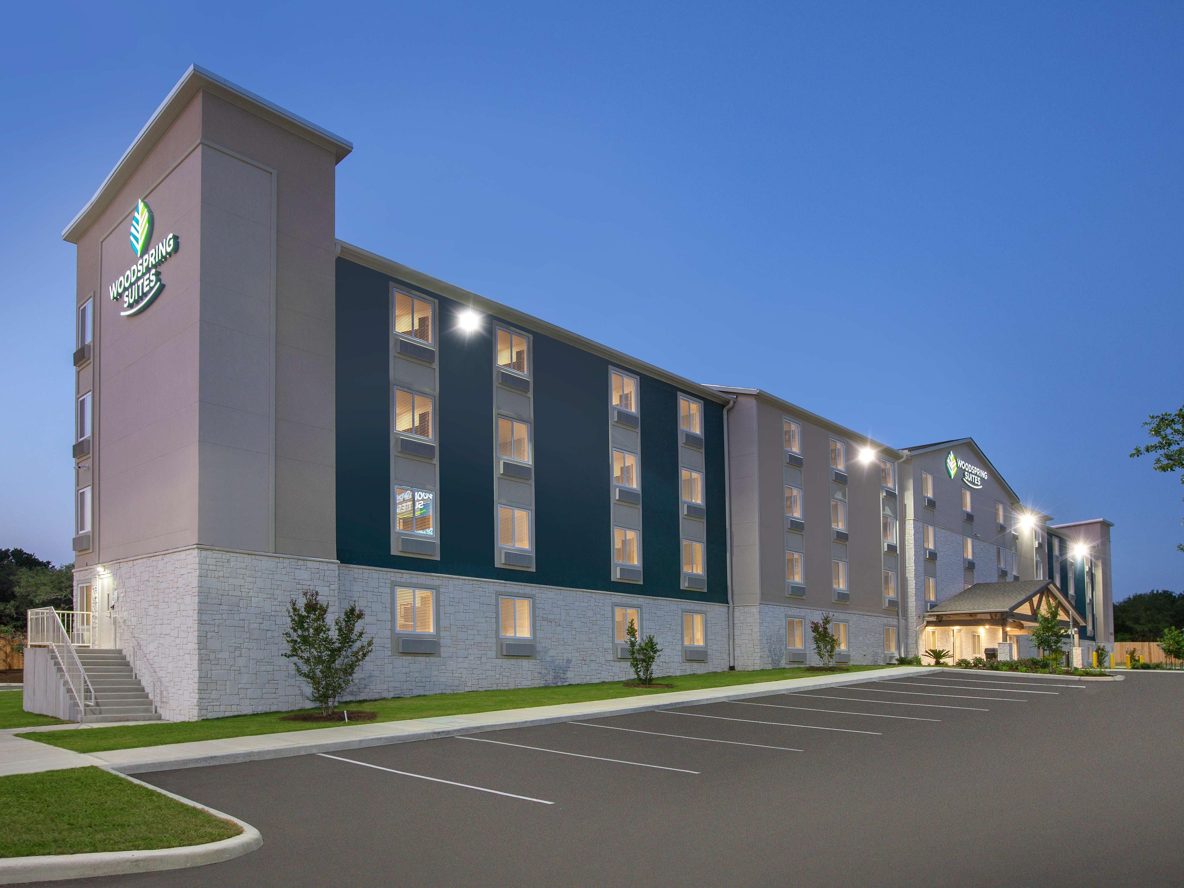 WoodSpring Suites San Antonio Stone Oak