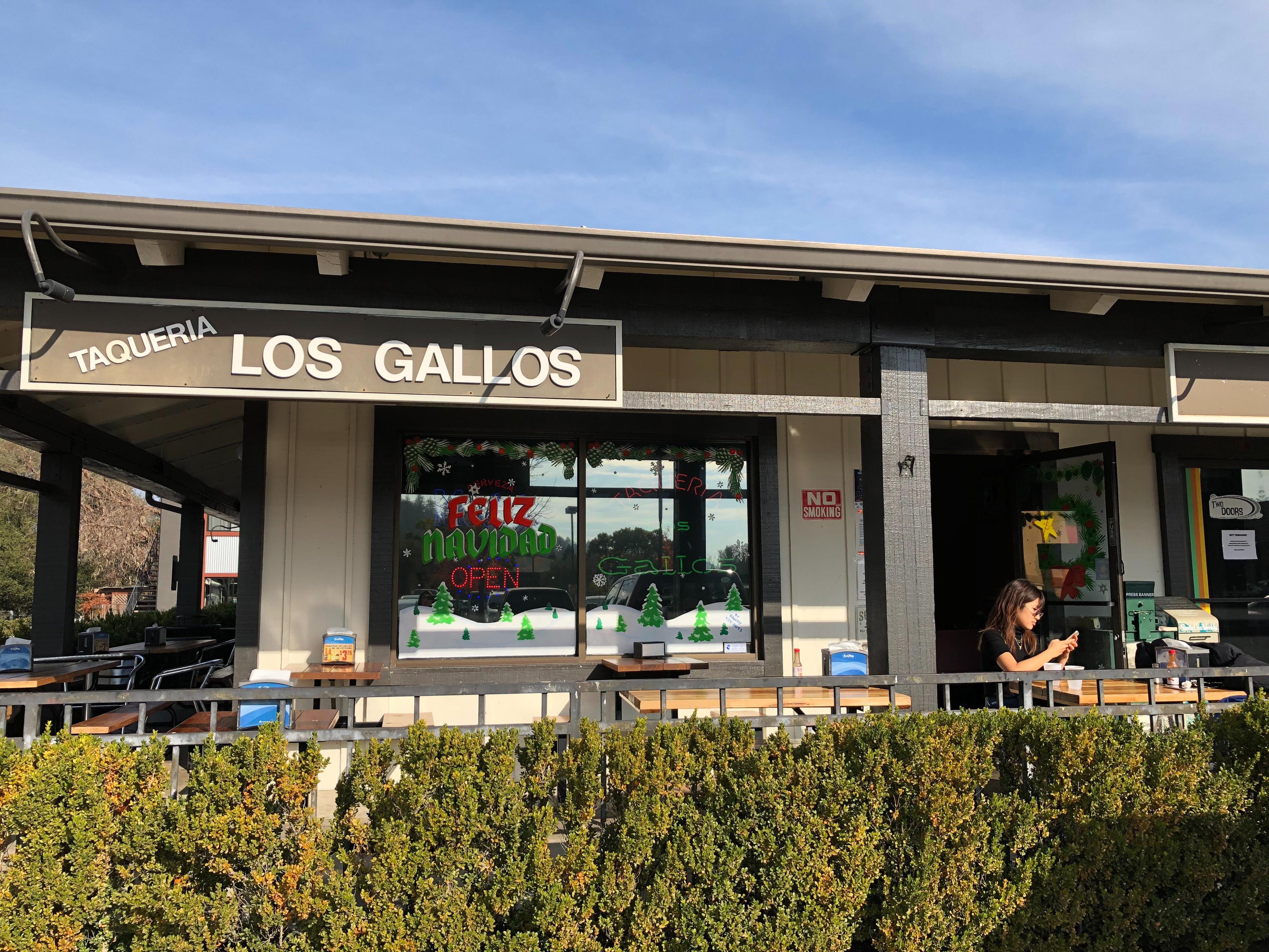 Los Gallos Taqueria