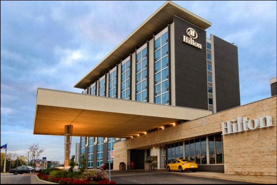 Hilton Toronto Airport Hotel & Suites