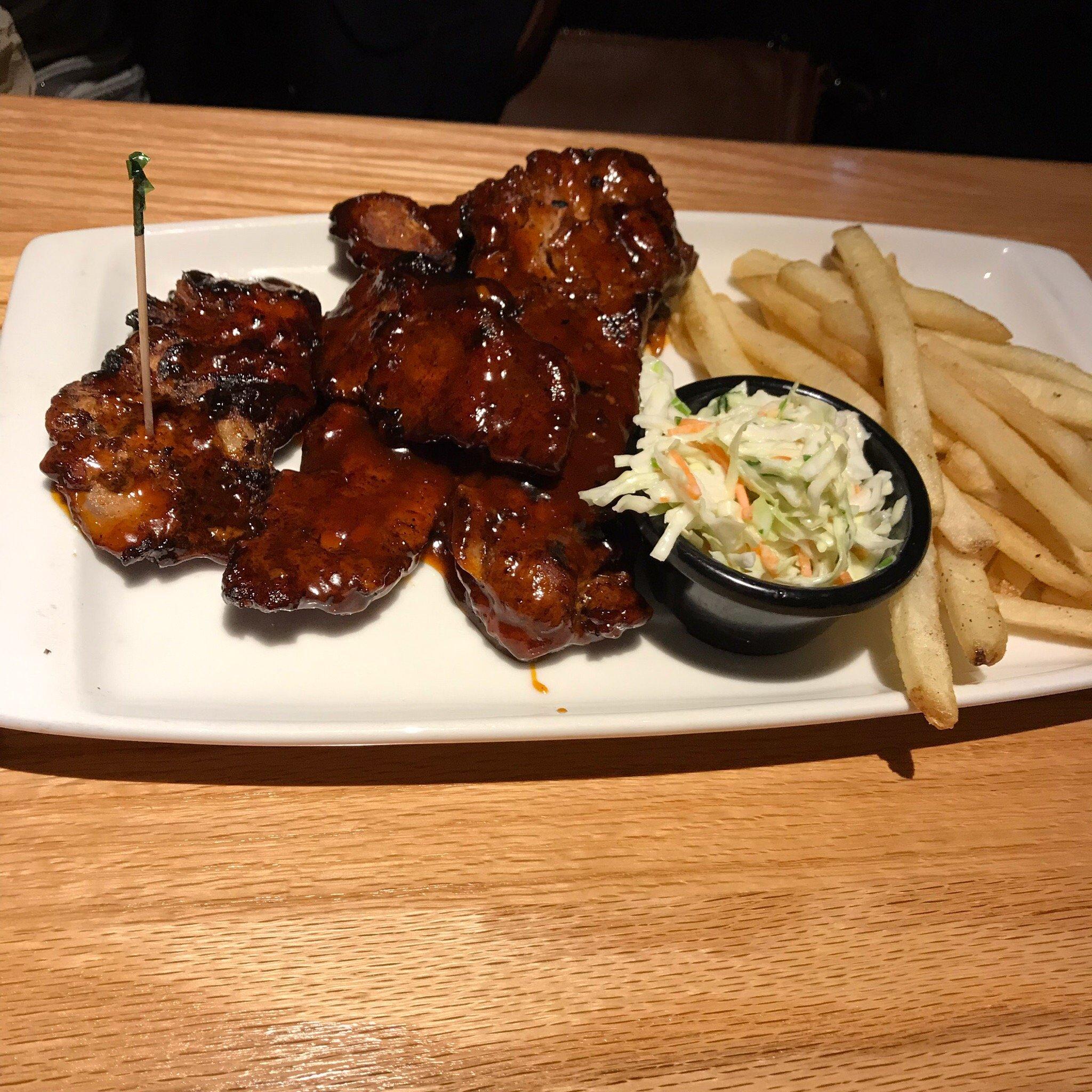 Applebee's Grill + Bar