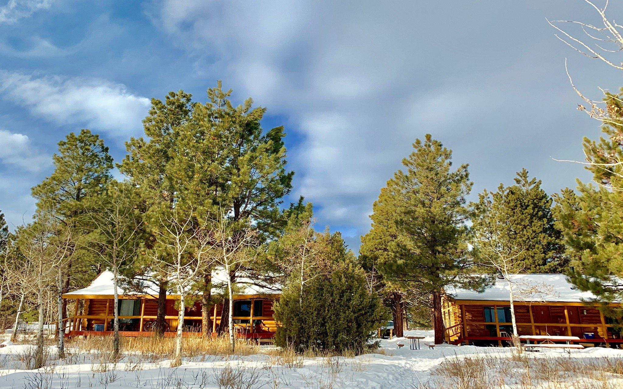 Red Canyon Lodge Cabins