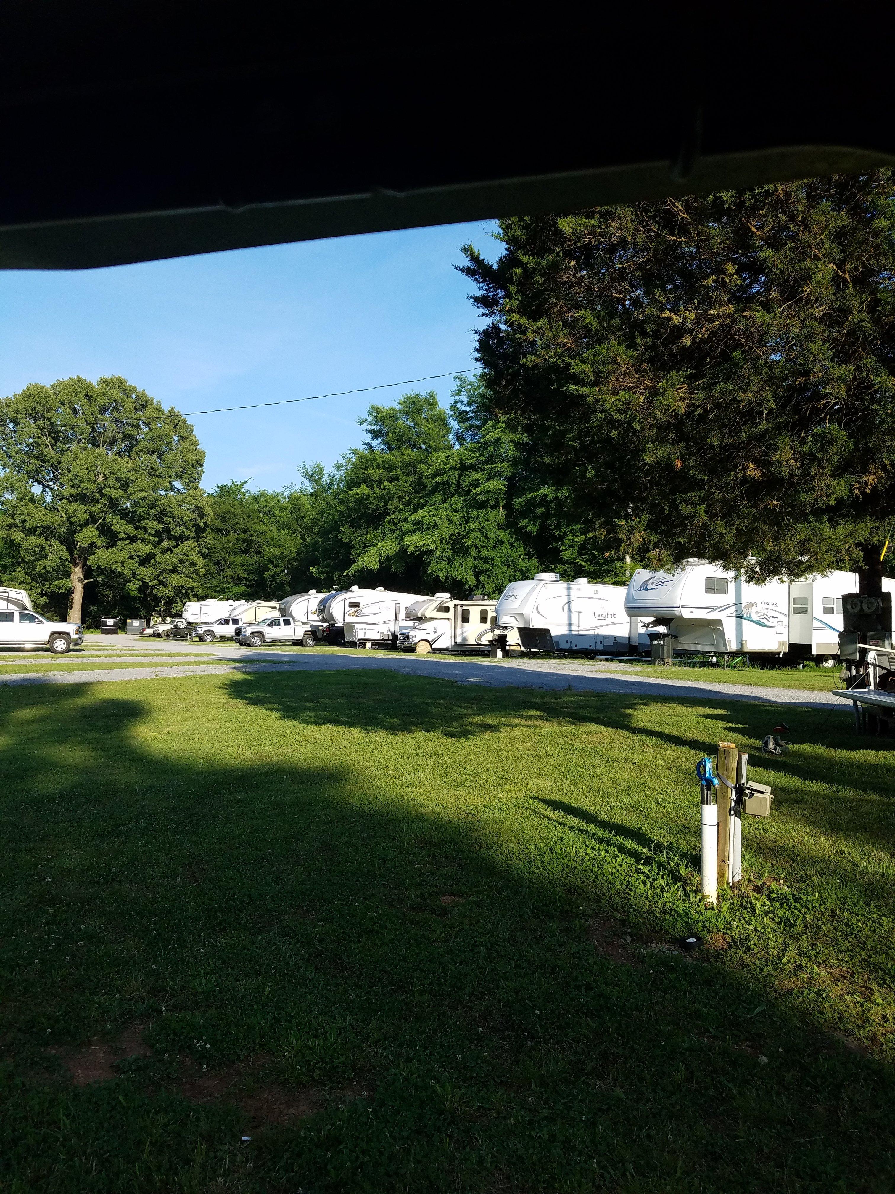 Elk Harbor Lakeside RV Park