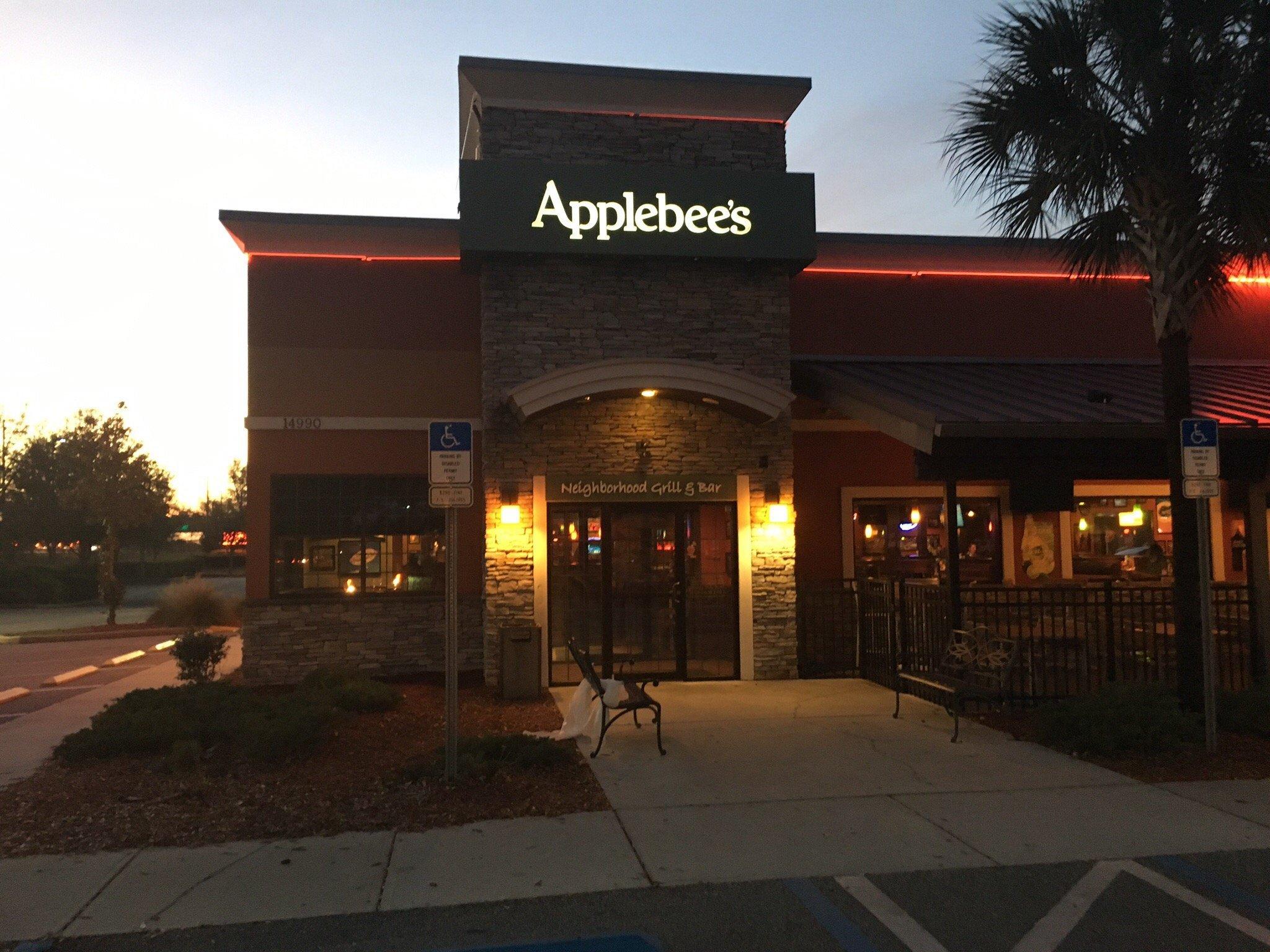 Applebee's Grill + Bar