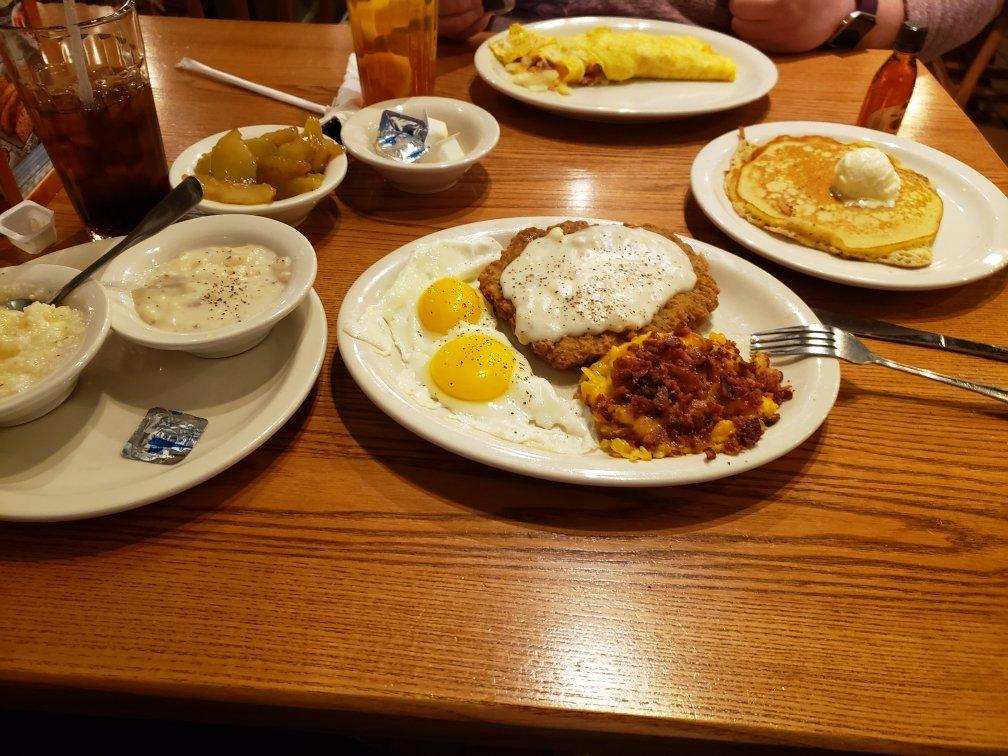 Cracker Barrel Old Country Store