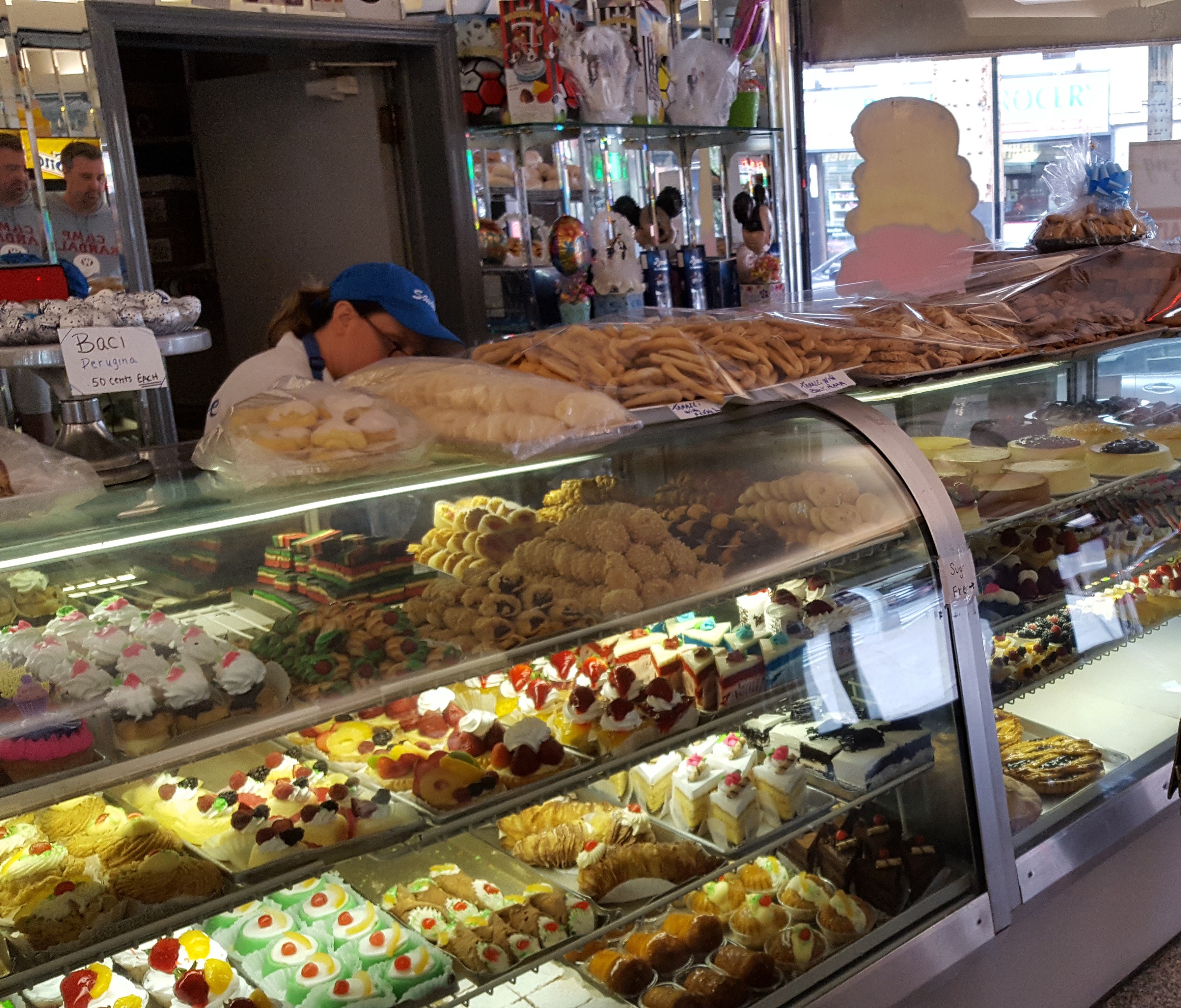 Savarese Italian Pastry Shop