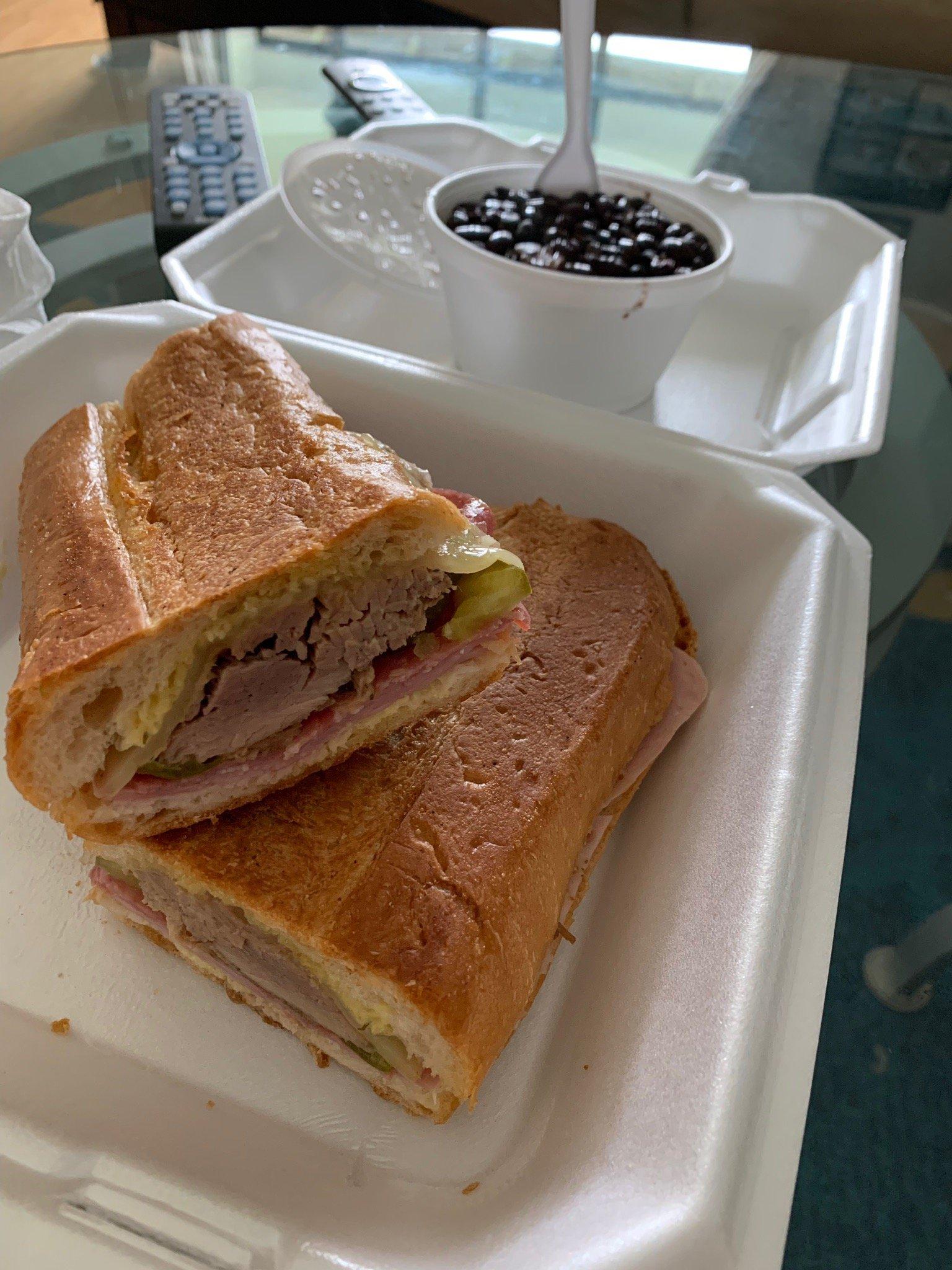 Barracuda Deli Cafe