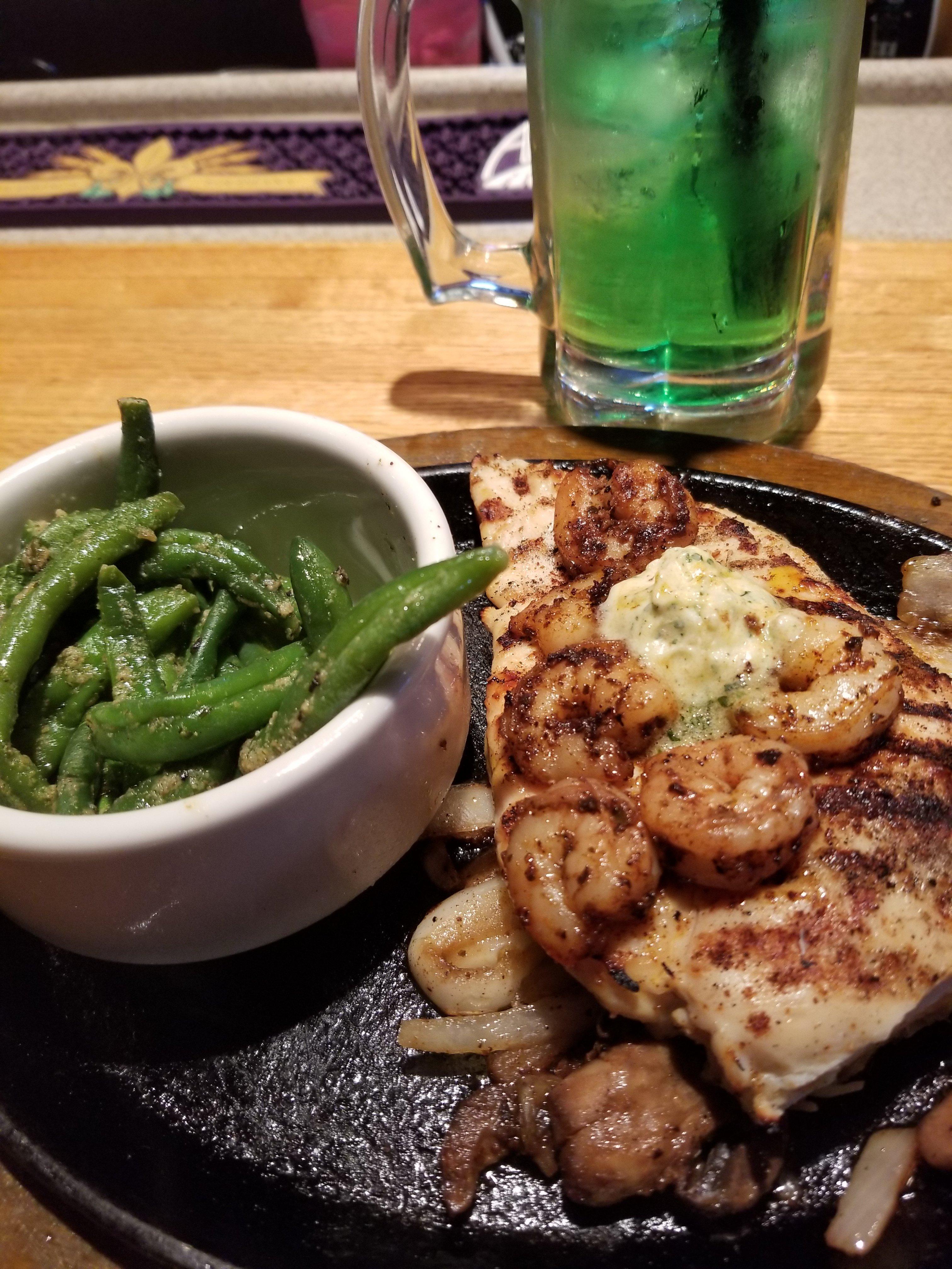 Applebee's Grill + Bar