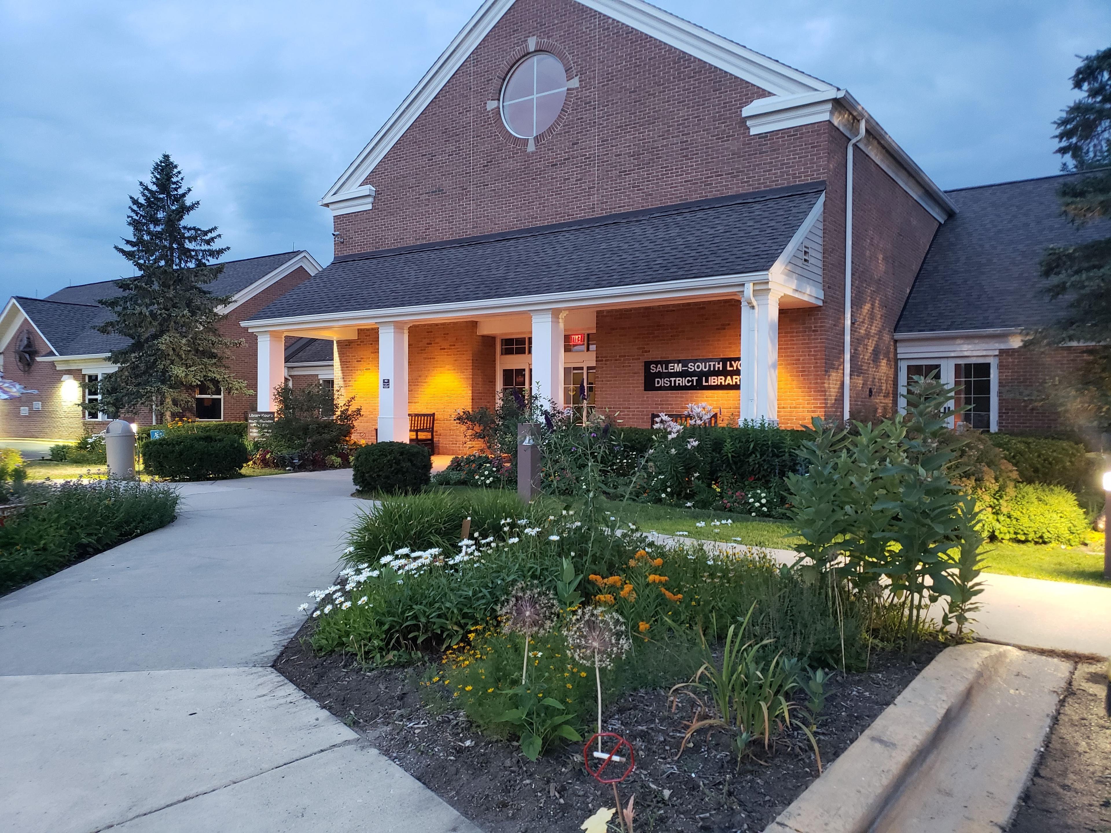 Salem-South Lyon District Library