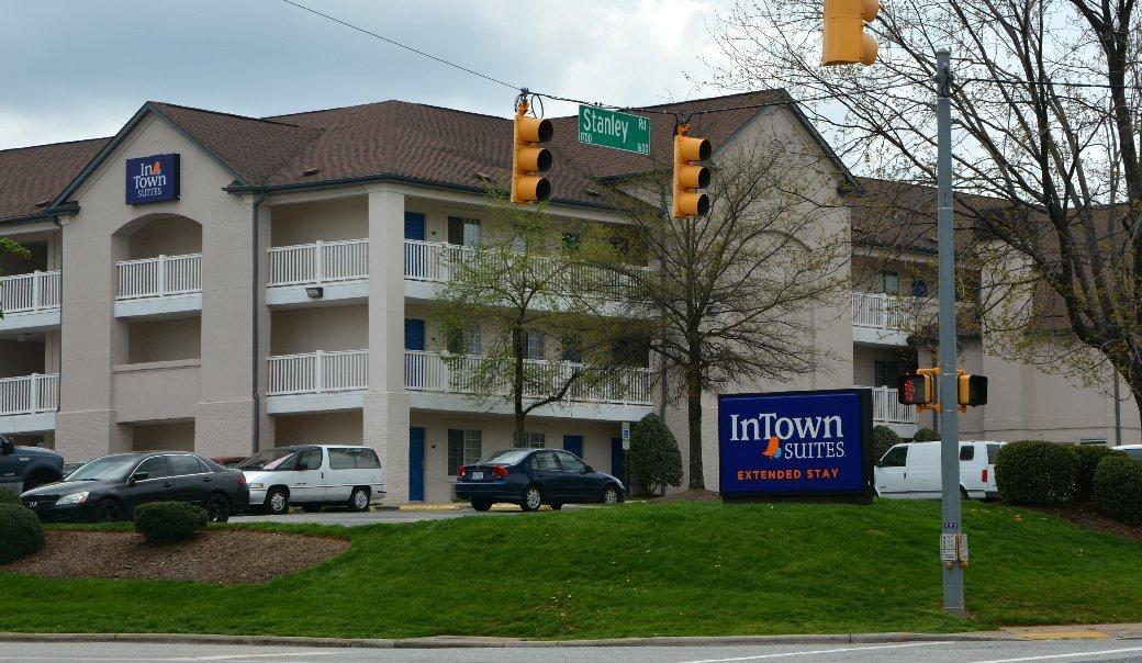 InTown Suites Extended Stay Greensboro NC - Lanada