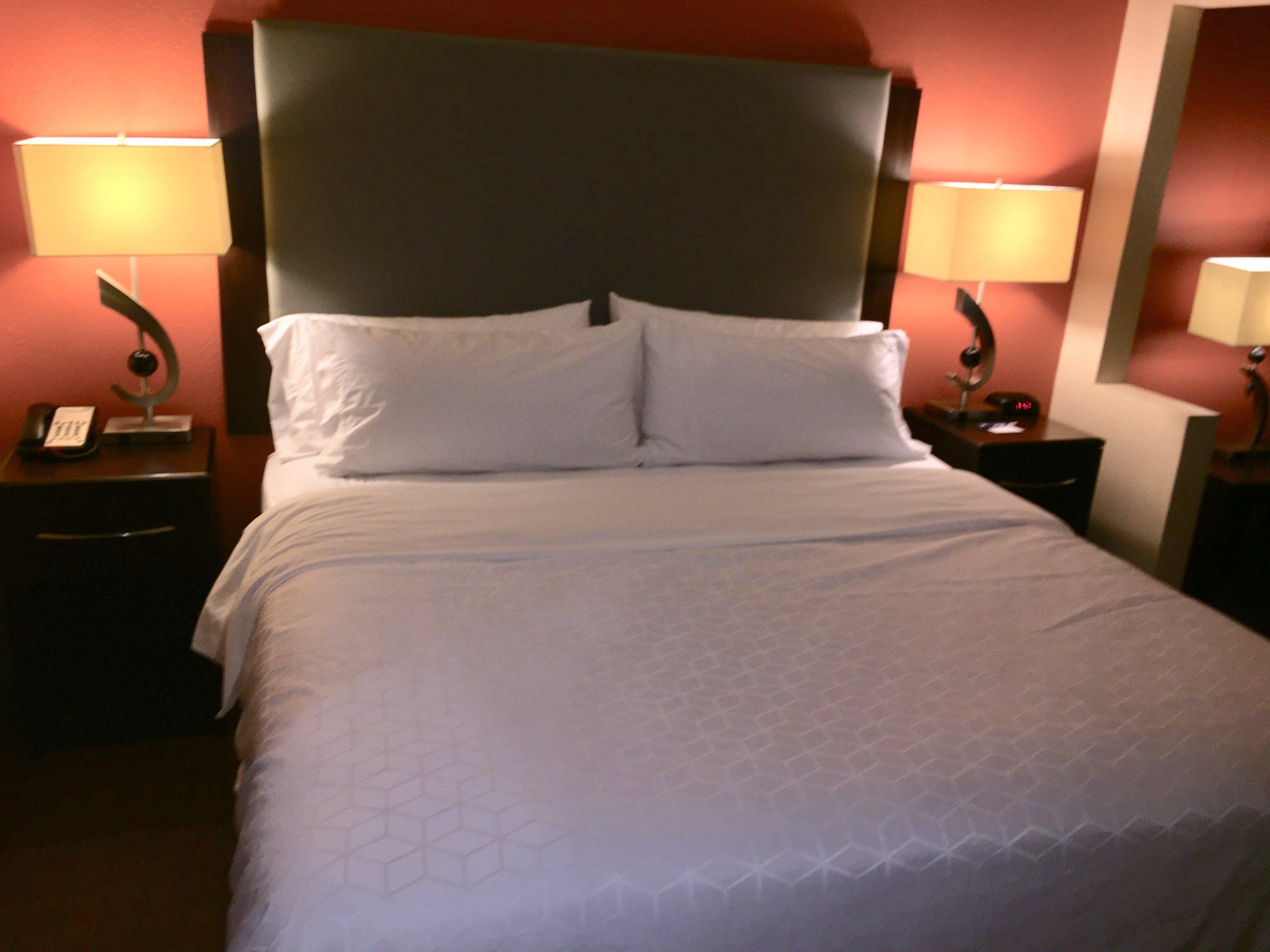 Holiday Inn Express & Suites Laurinburg, an IHG Hotel