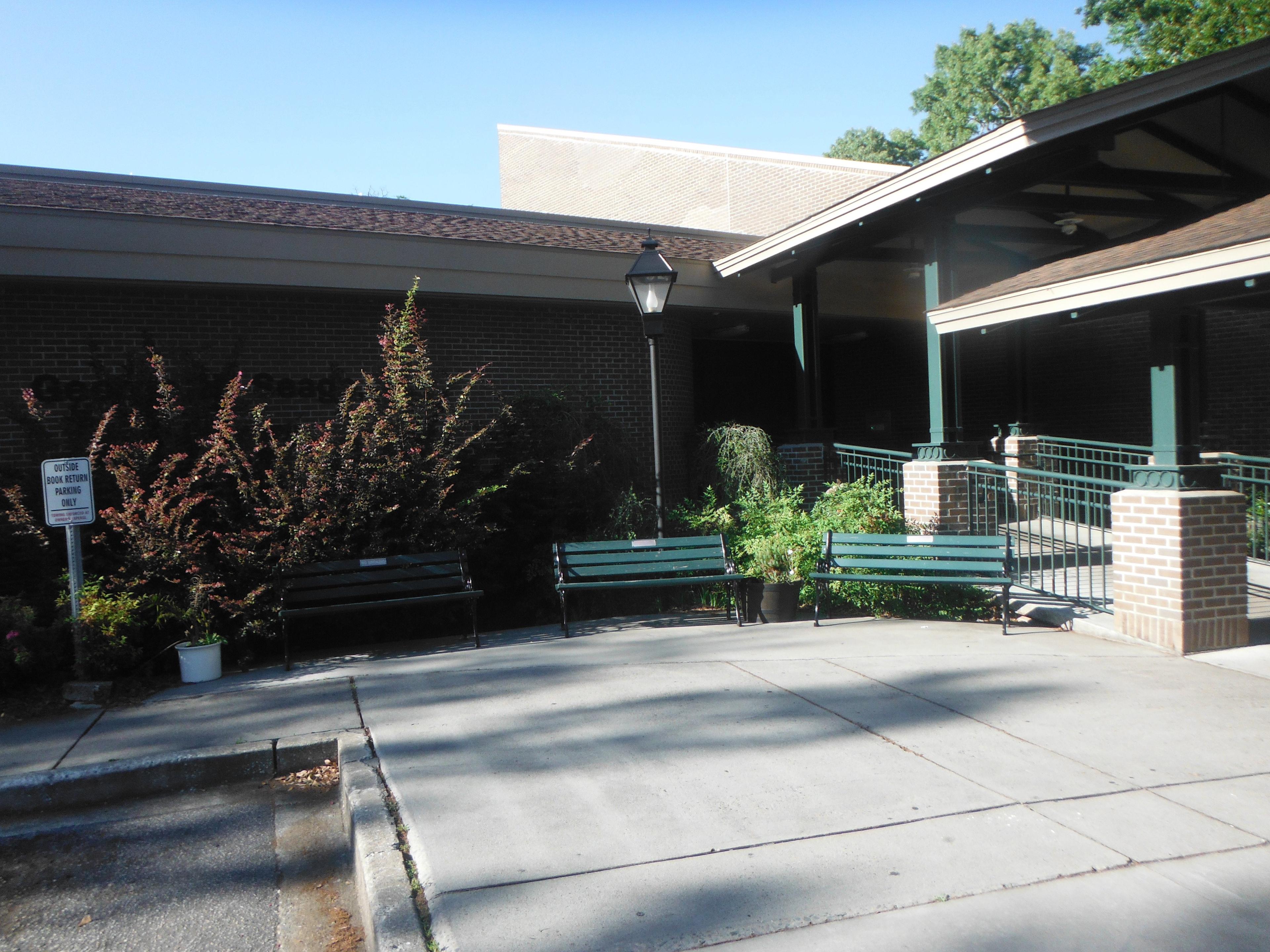 Dorchester County Library - Summerville Branch