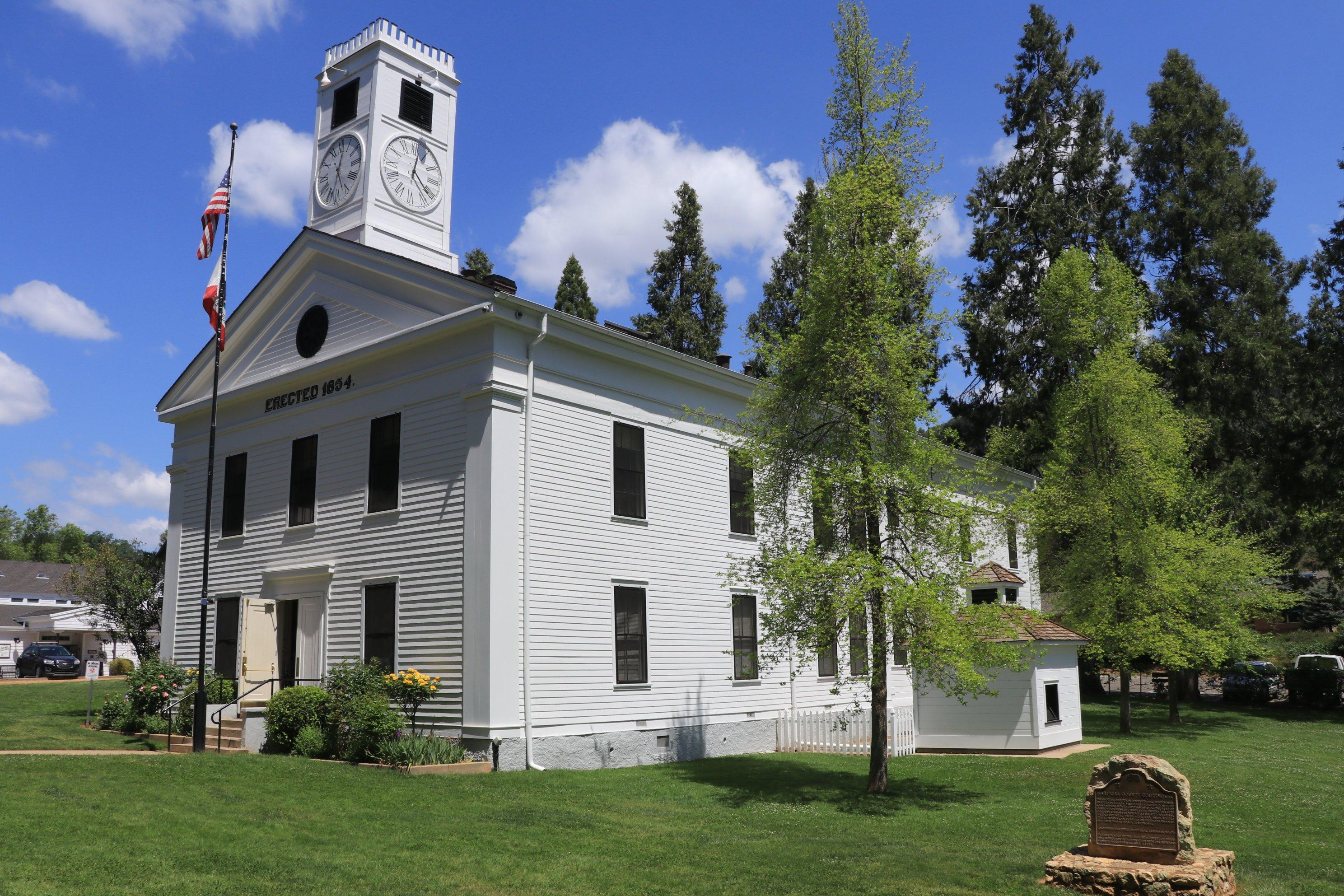 Mariposa County Courthouse