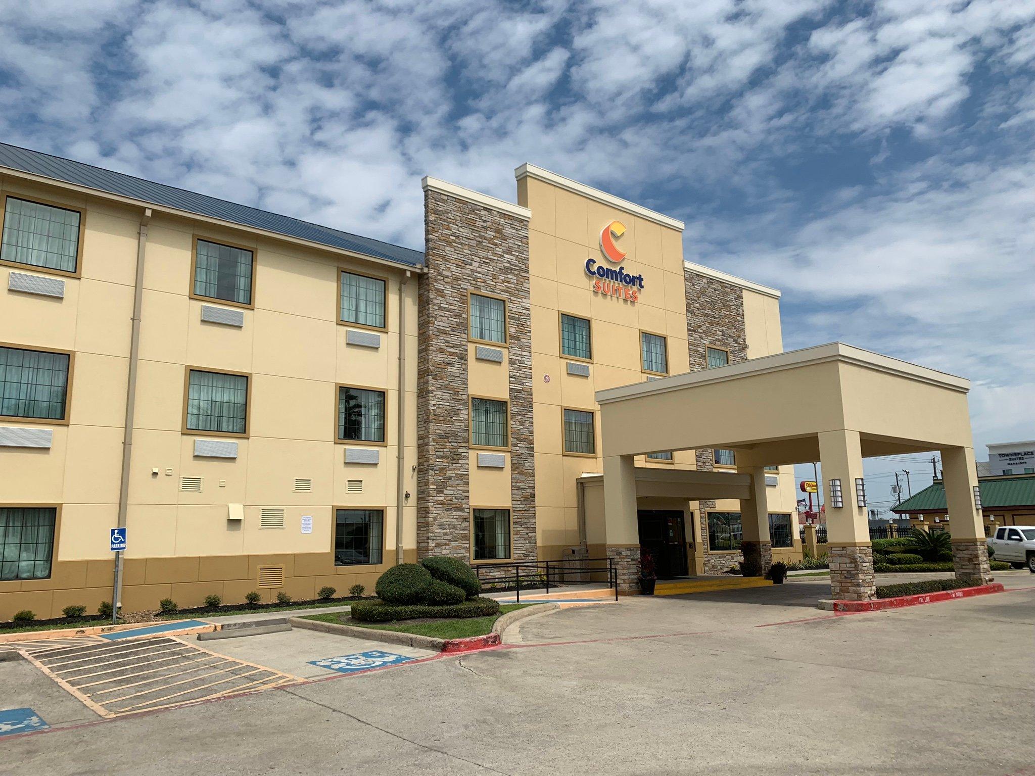 Comfort Suites Baytown I-10