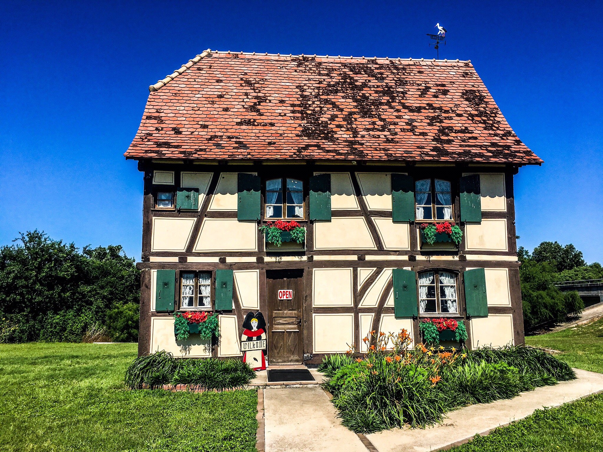 Steinbach Haus Visitors Center