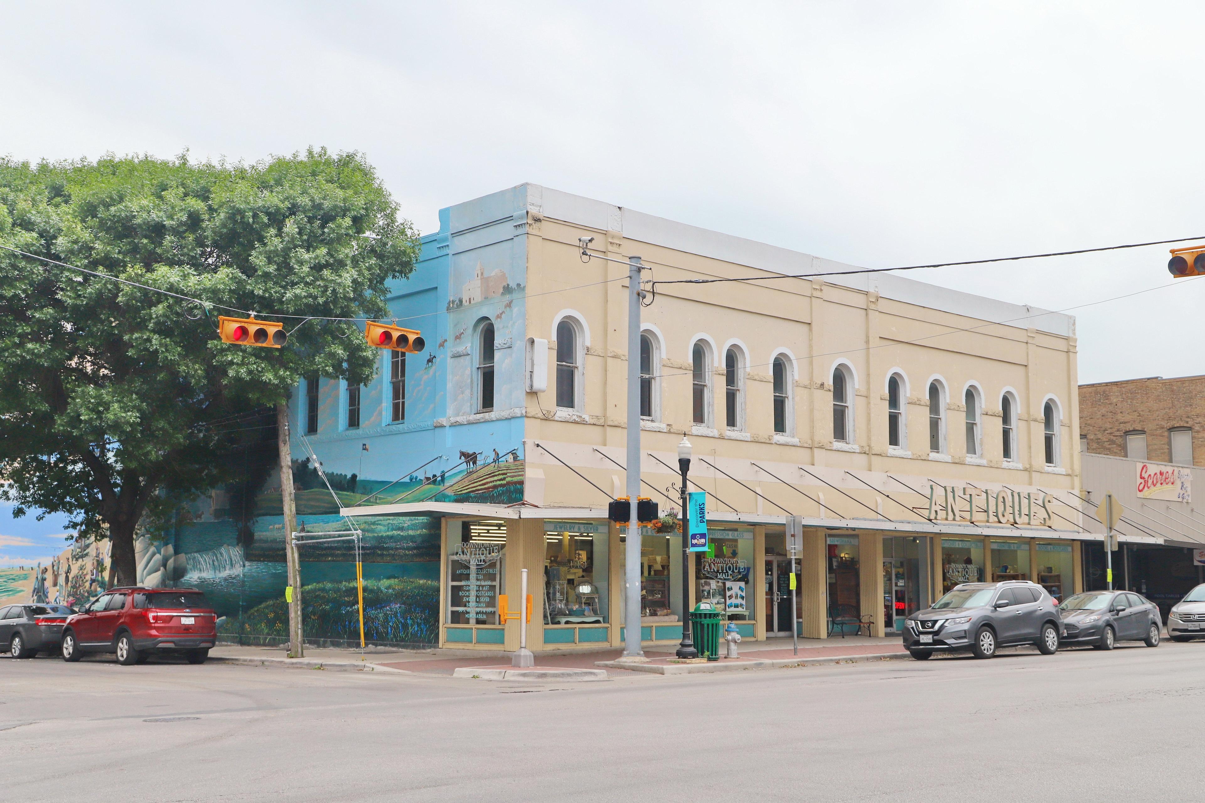 Downtown Antique Mall