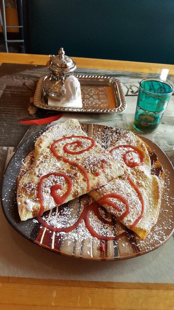 Crepes De Luxe Cafe