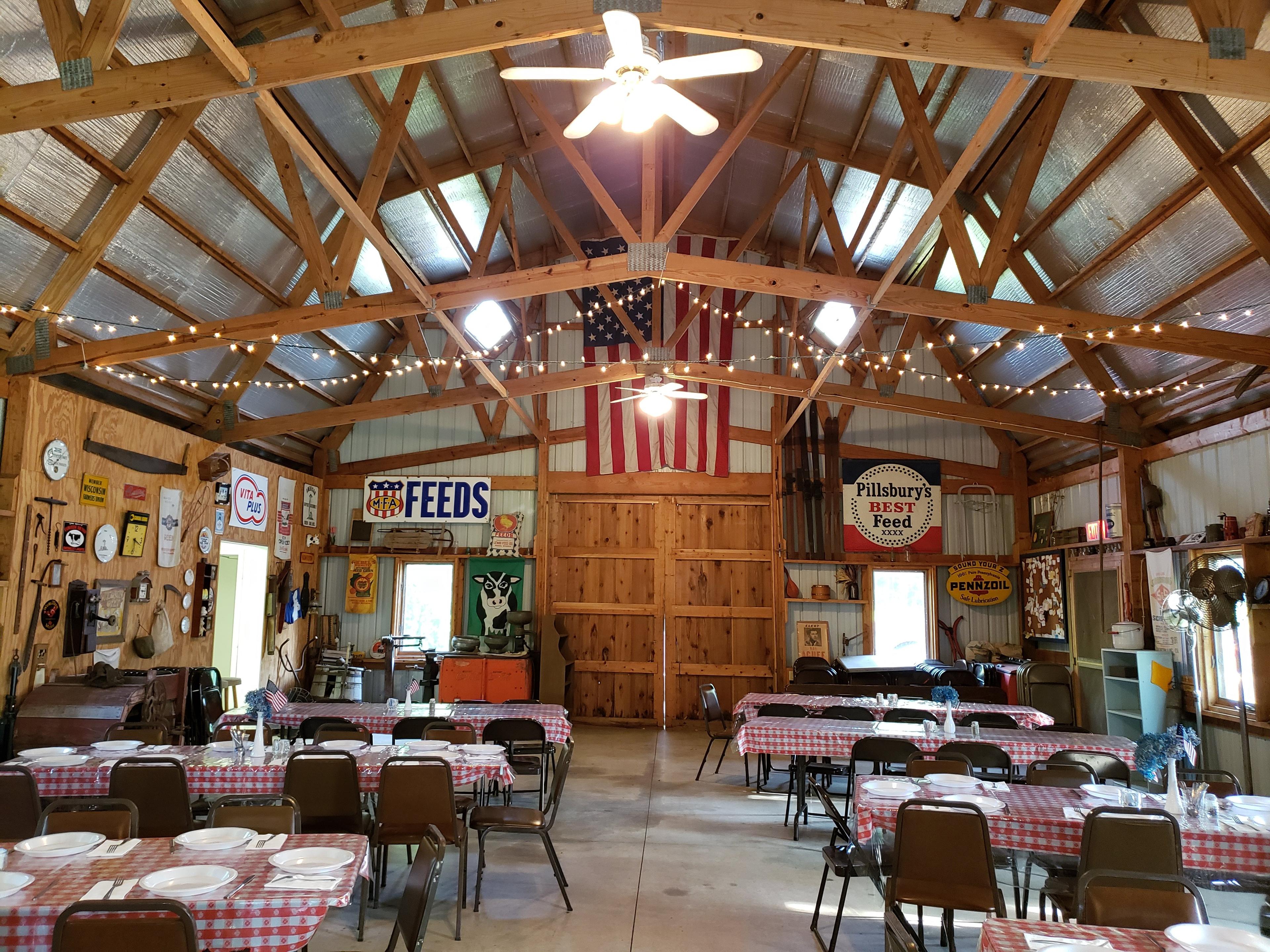 Wisconsin Opry Dinner Barn