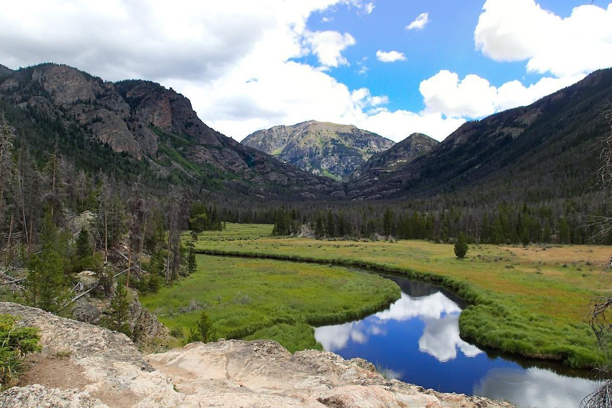 REI Guided Day Hikes & Trips: Rocky Mountain National Park