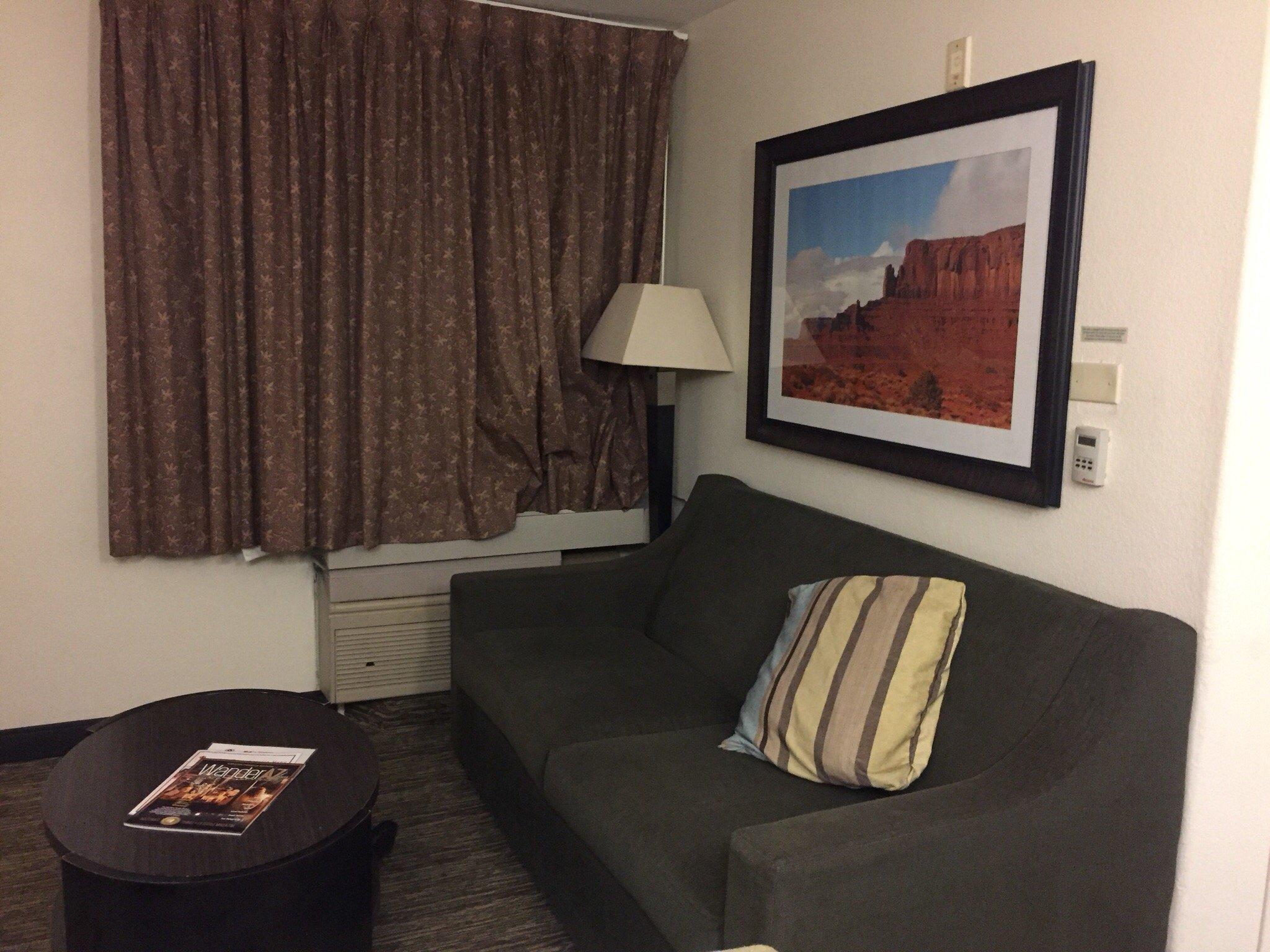 Sonesta Simply Suites Phoenix Tempe