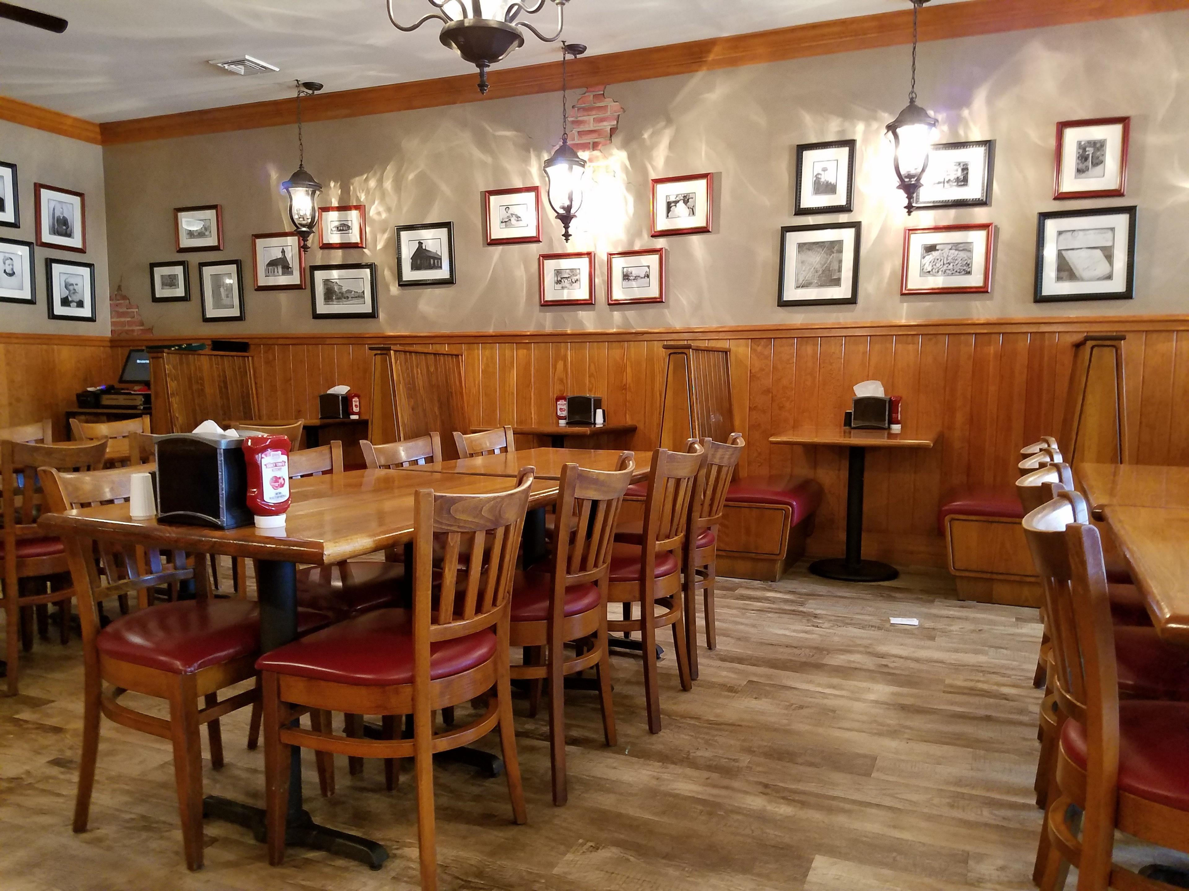 Paparoni's Pizzeria & Grill