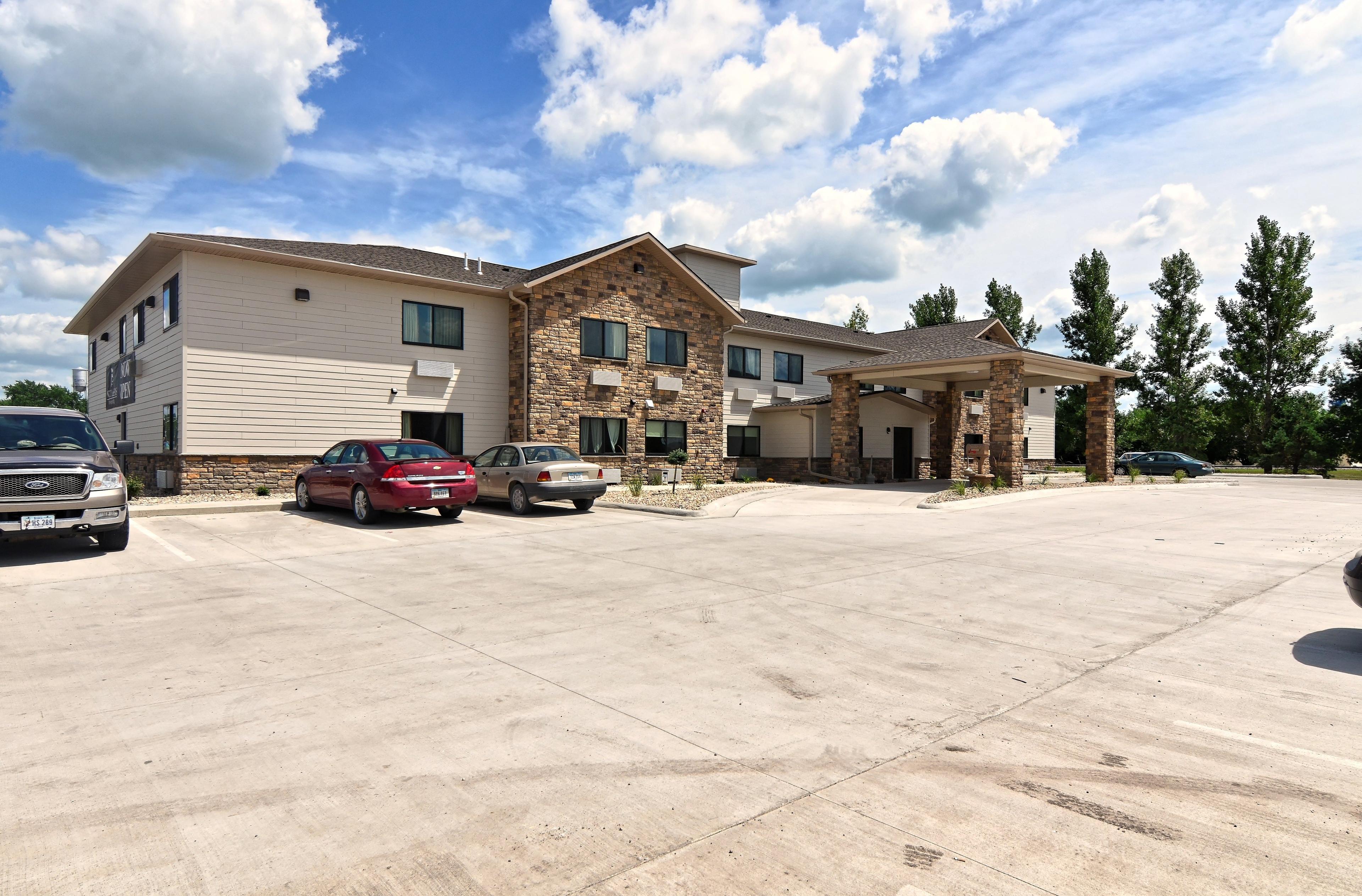 Cobblestone Inn & Suites - Clarion