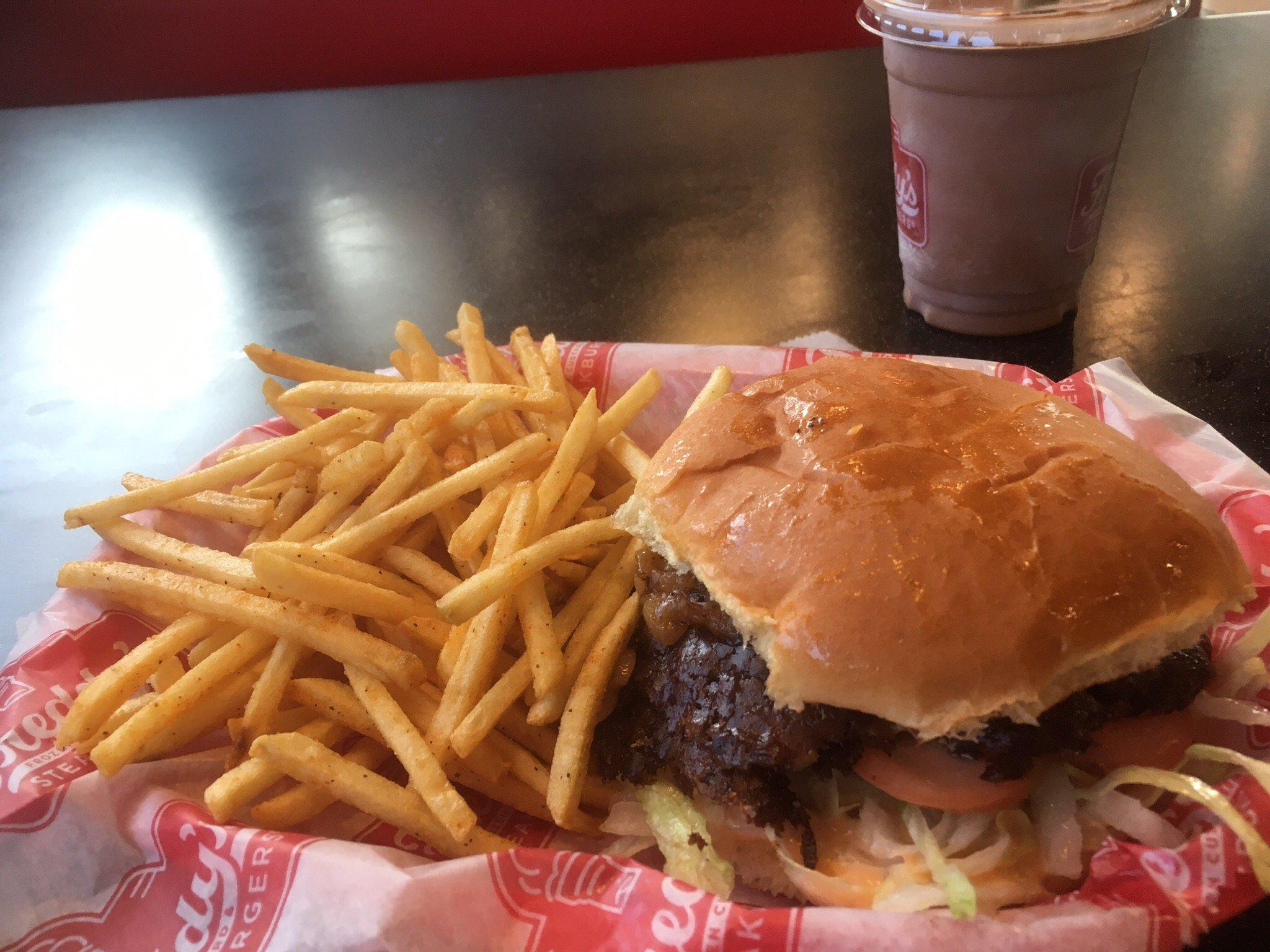 Freddy's Frozen Custard & Steakburgers