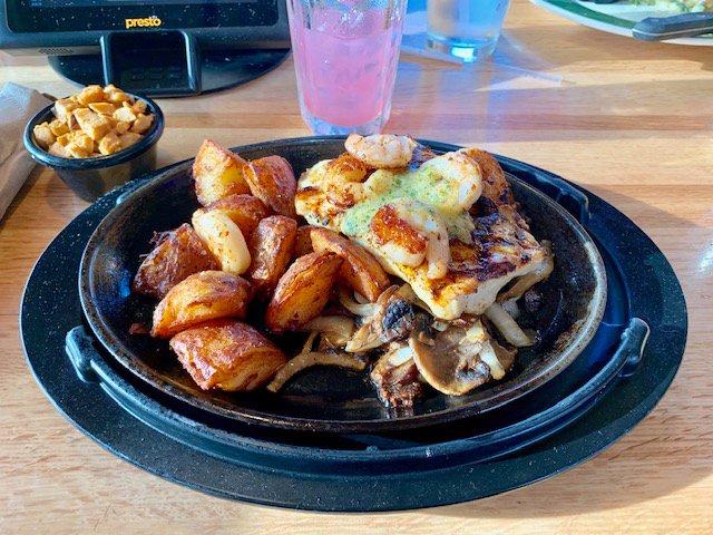 Applebee's Grill + Bar