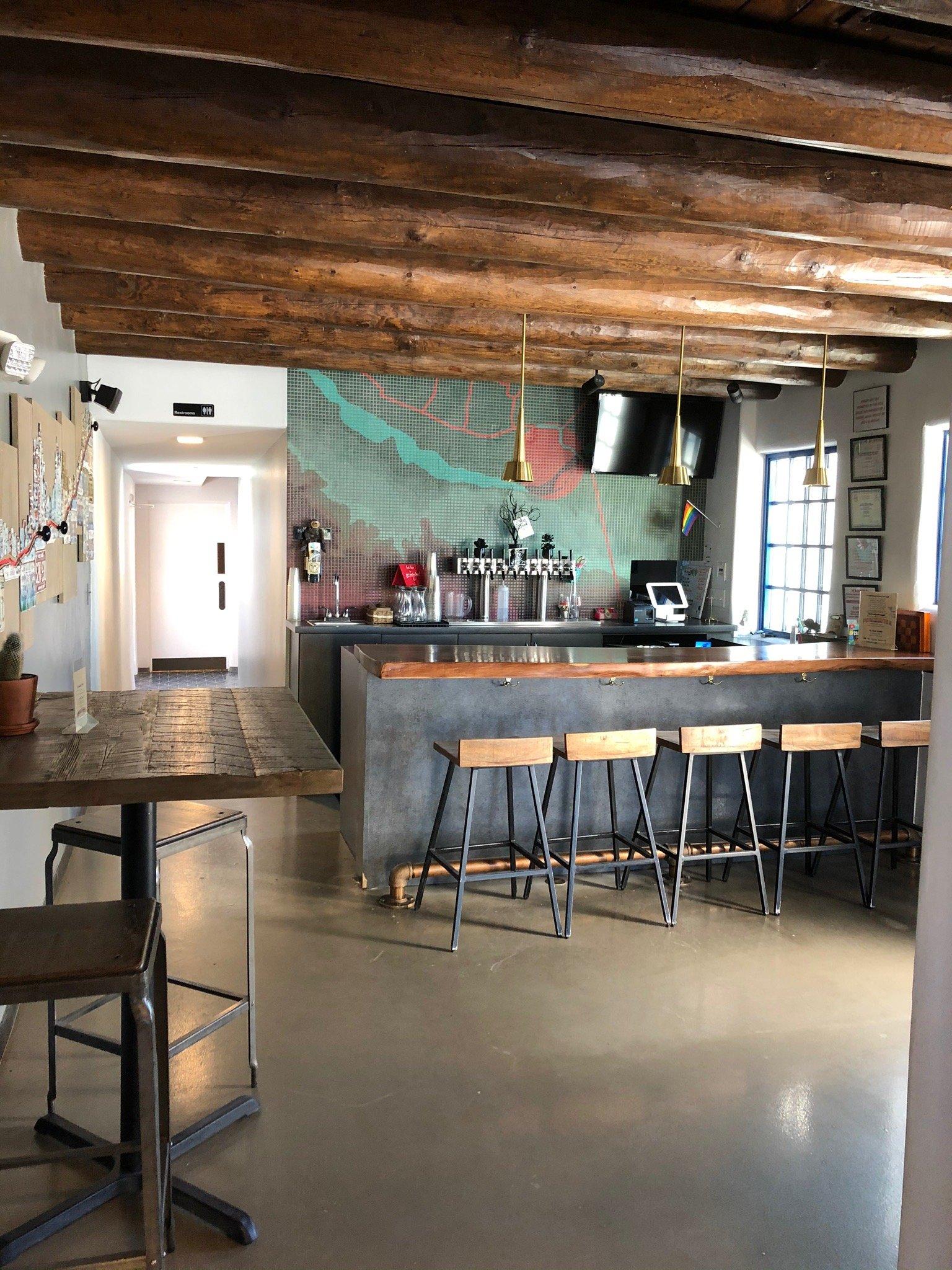 El Vado Taproom